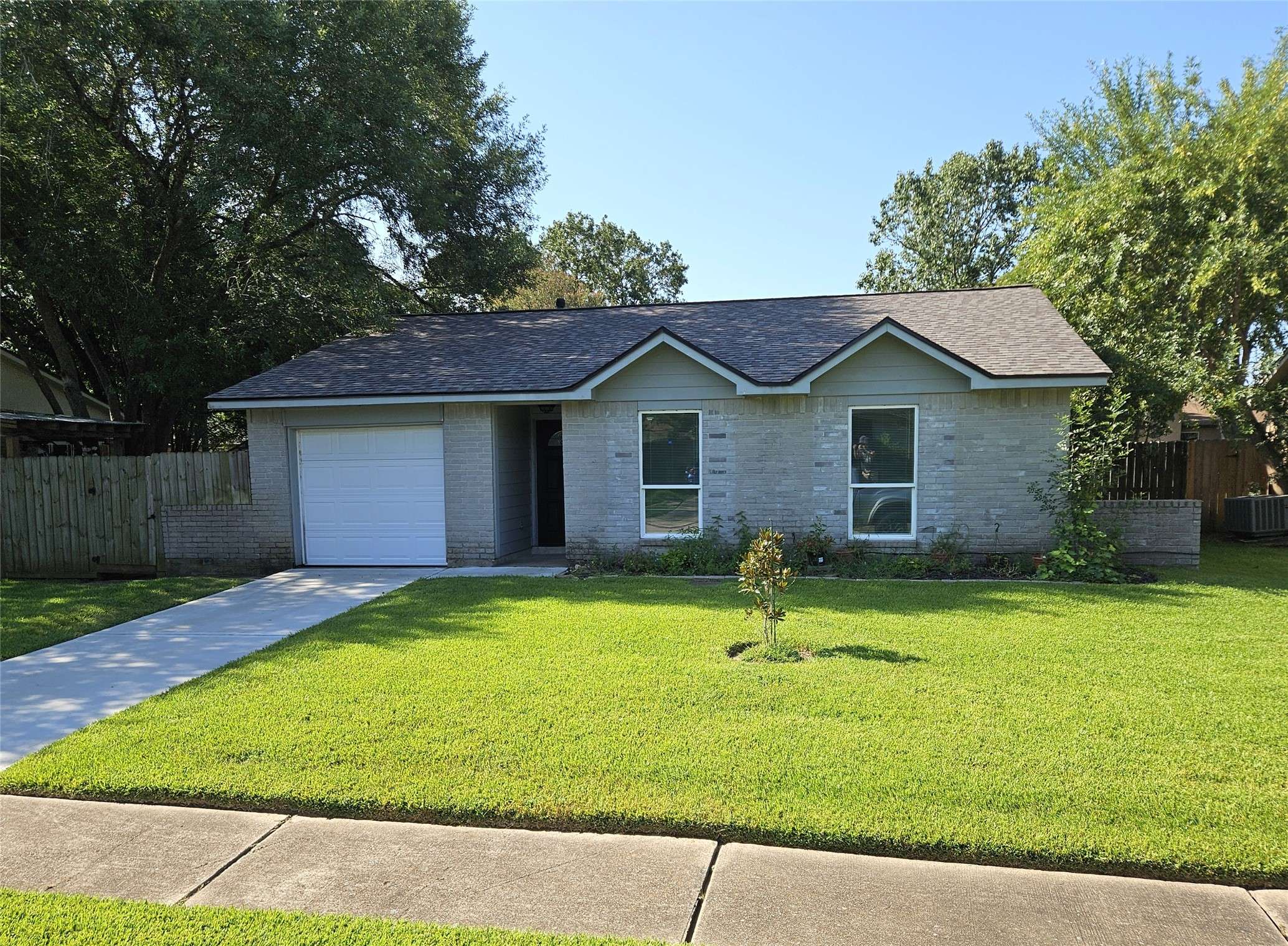 League City, TX 77573,2513 Knoxville DR