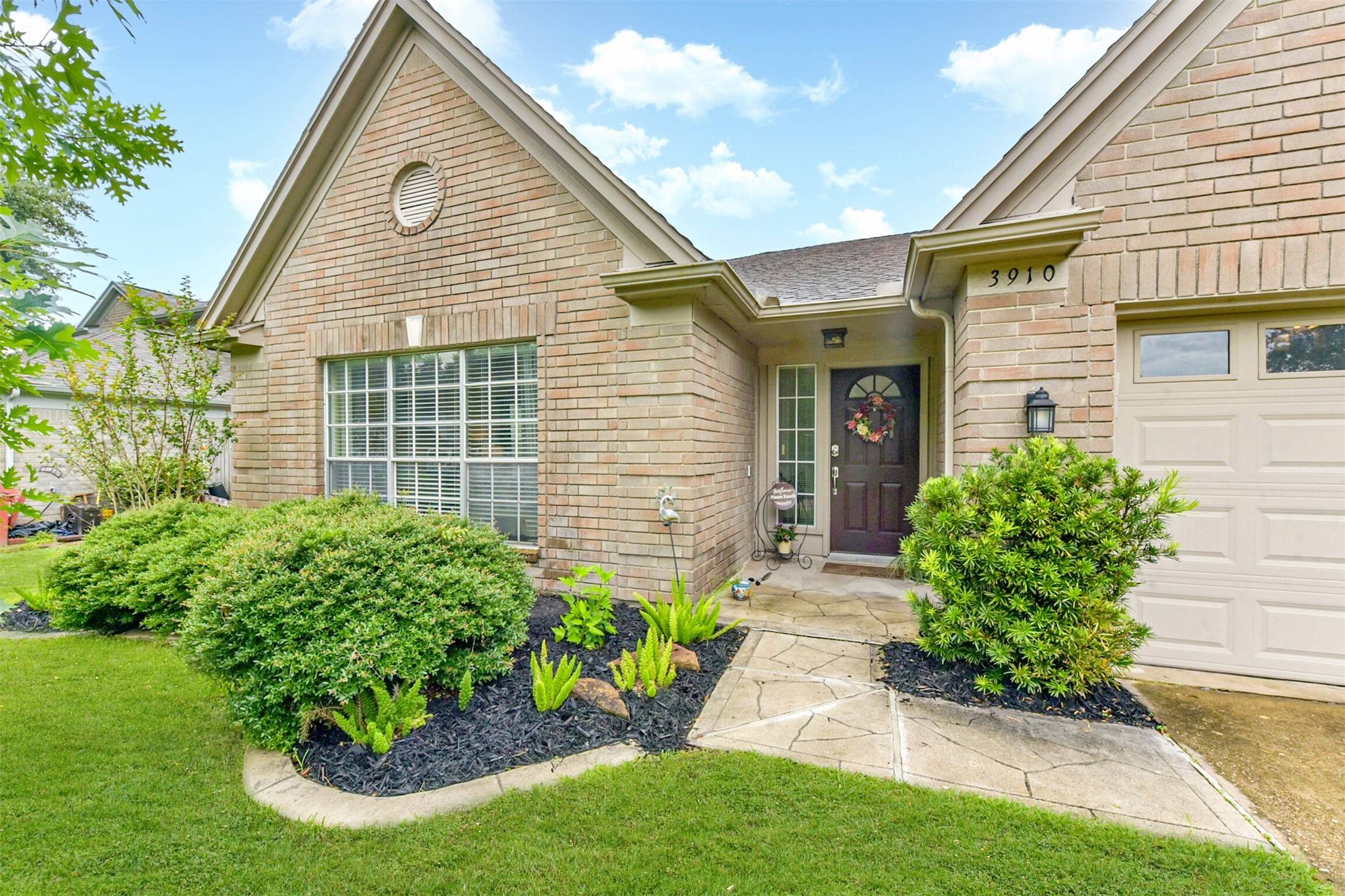 Pearland, TX 77584,3910 Greenwood DR