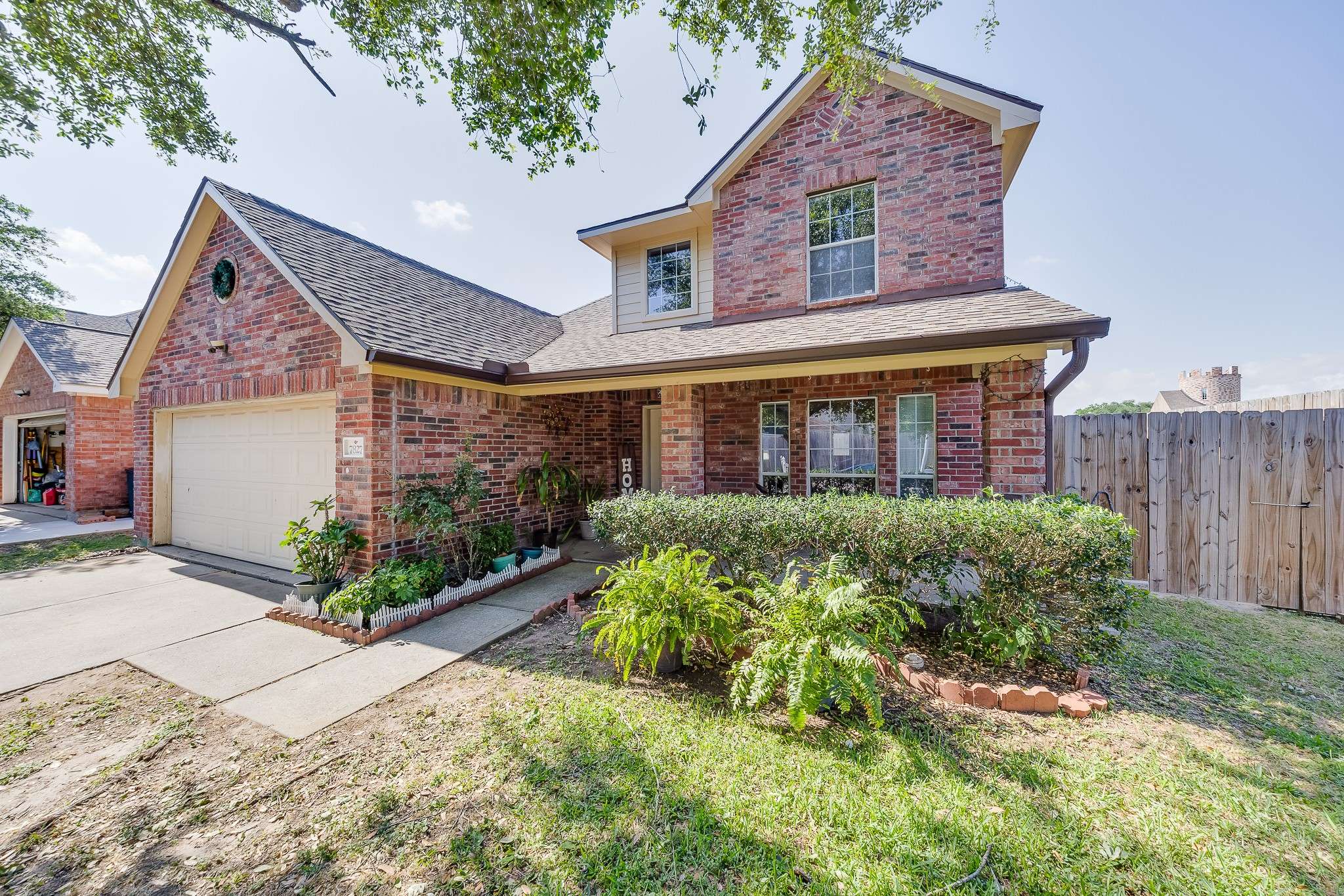Pasadena, TX 77505,7827 John David LN