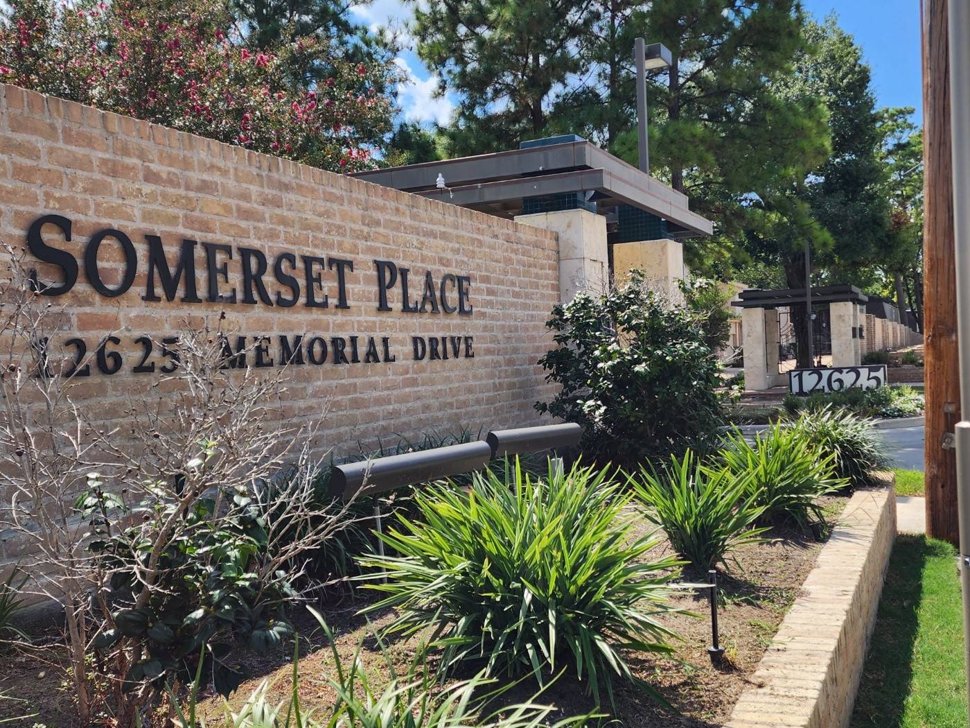 Houston, TX 77024,12625 Memorial DR #60