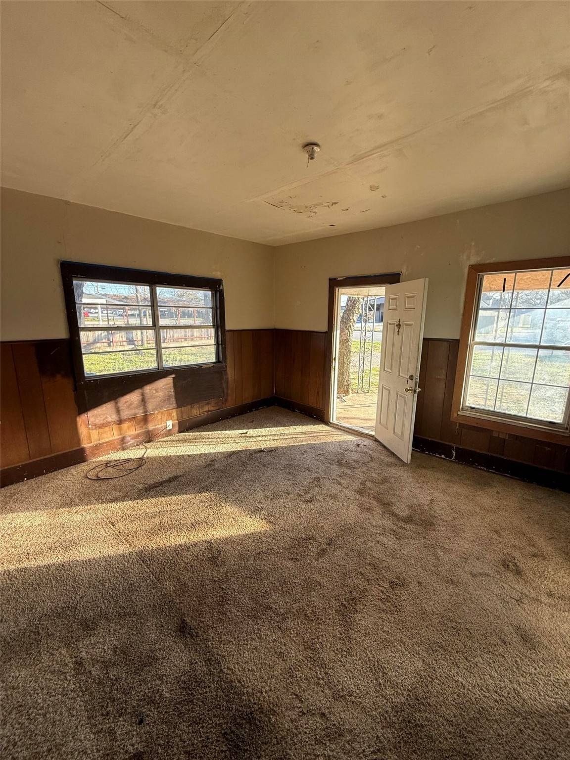 Nocona, TX 76255,204 Dallas ST