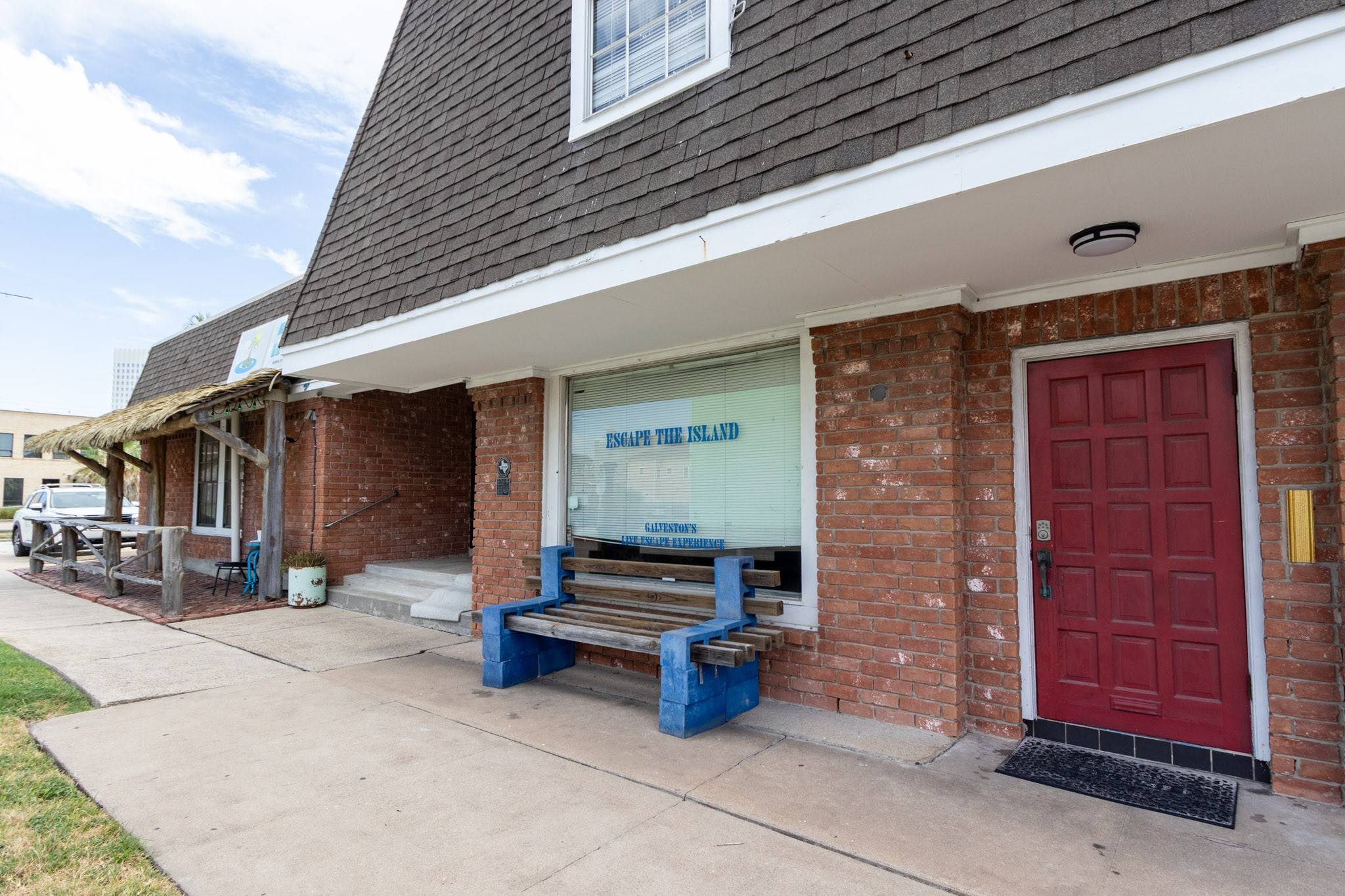 Galveston, TX 77550,910 Moody AVE