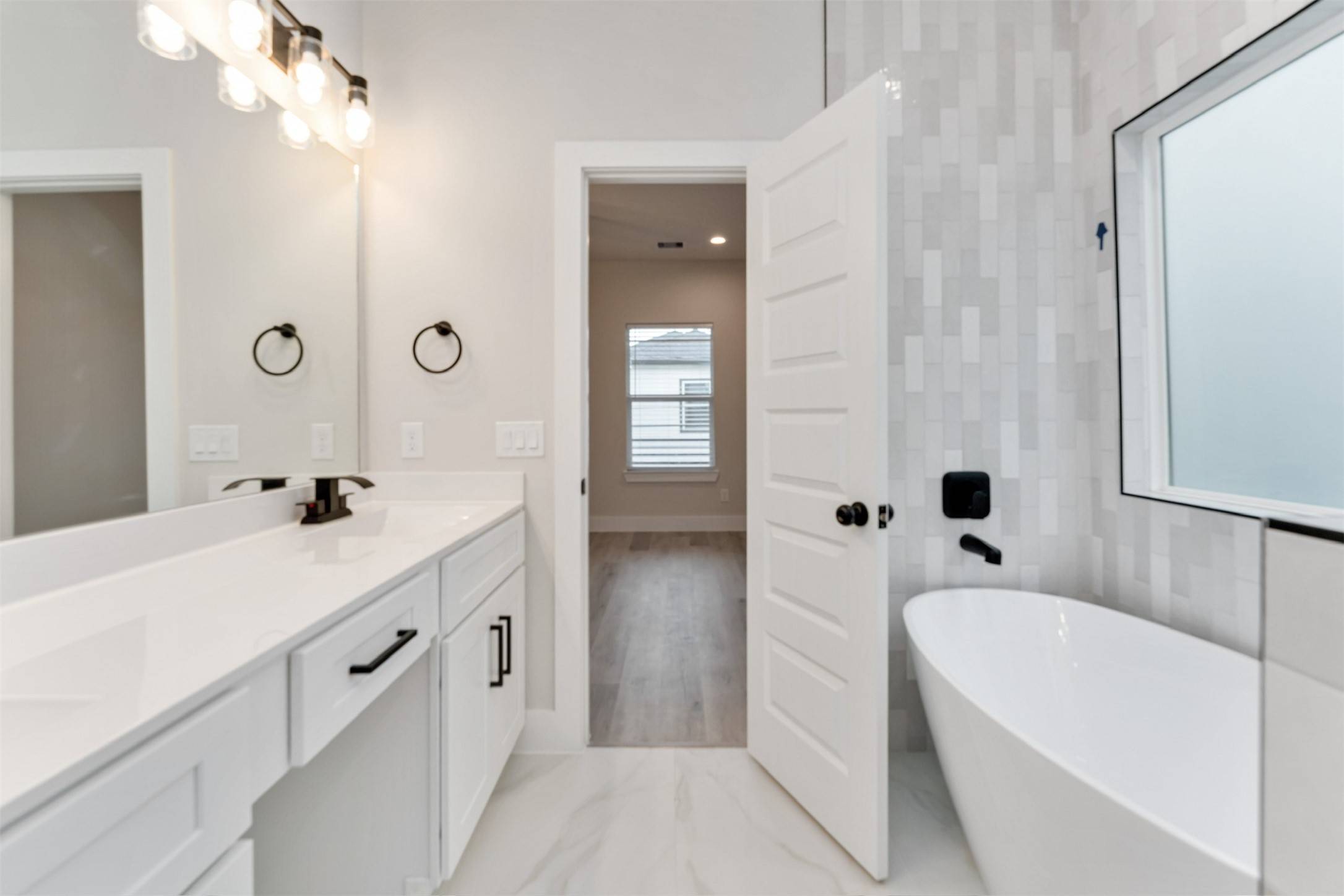 Houston, TX 77018,108 C E 44th
