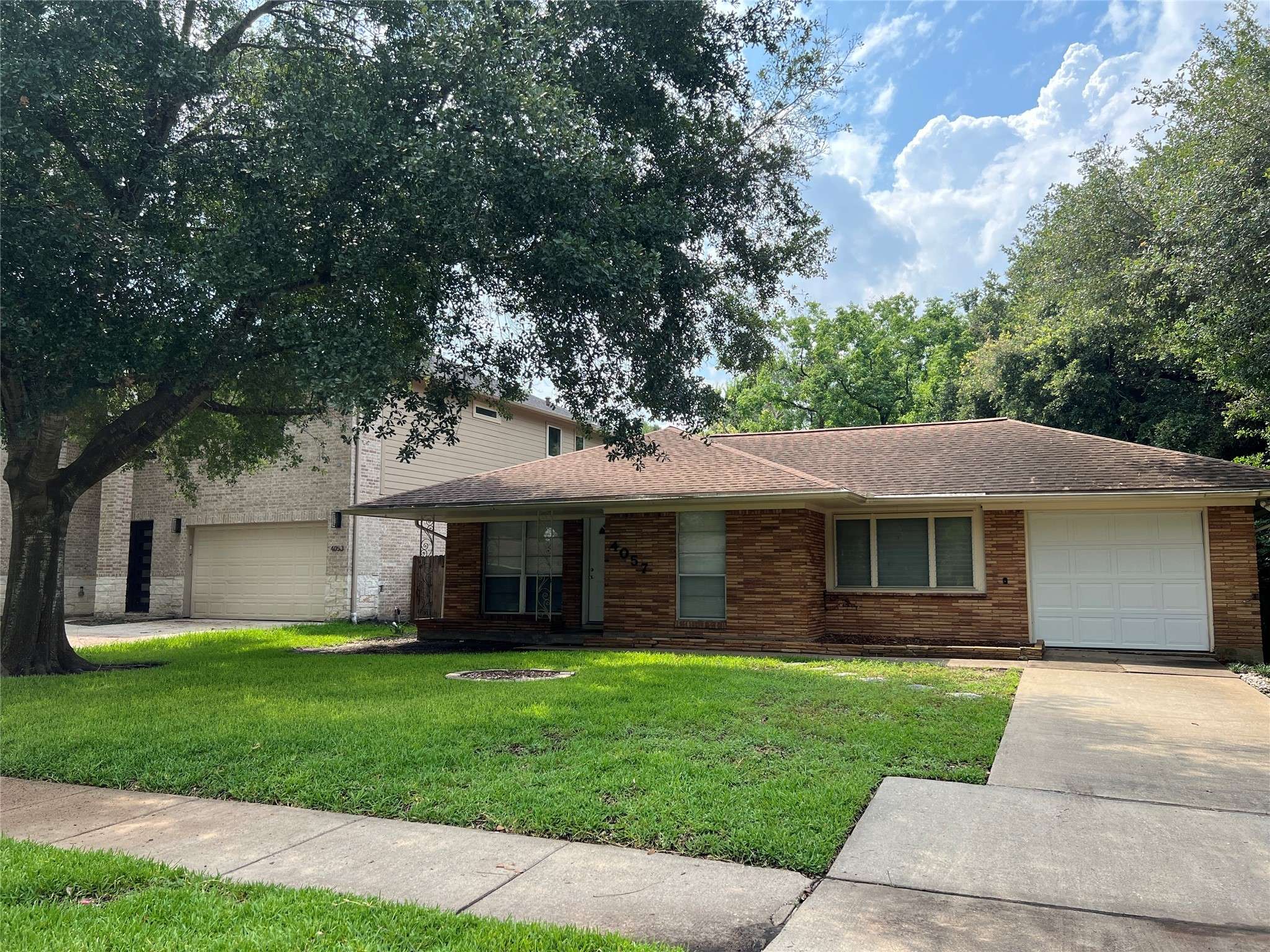 Houston, TX 77025,4057 Woodfox ST