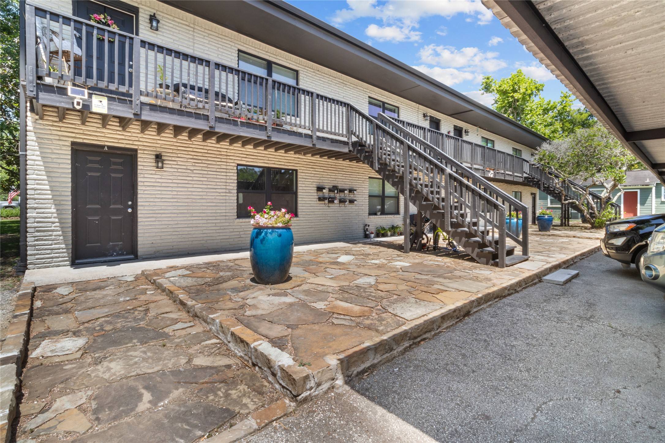 League City, TX 77573,201 S Kansas AVE