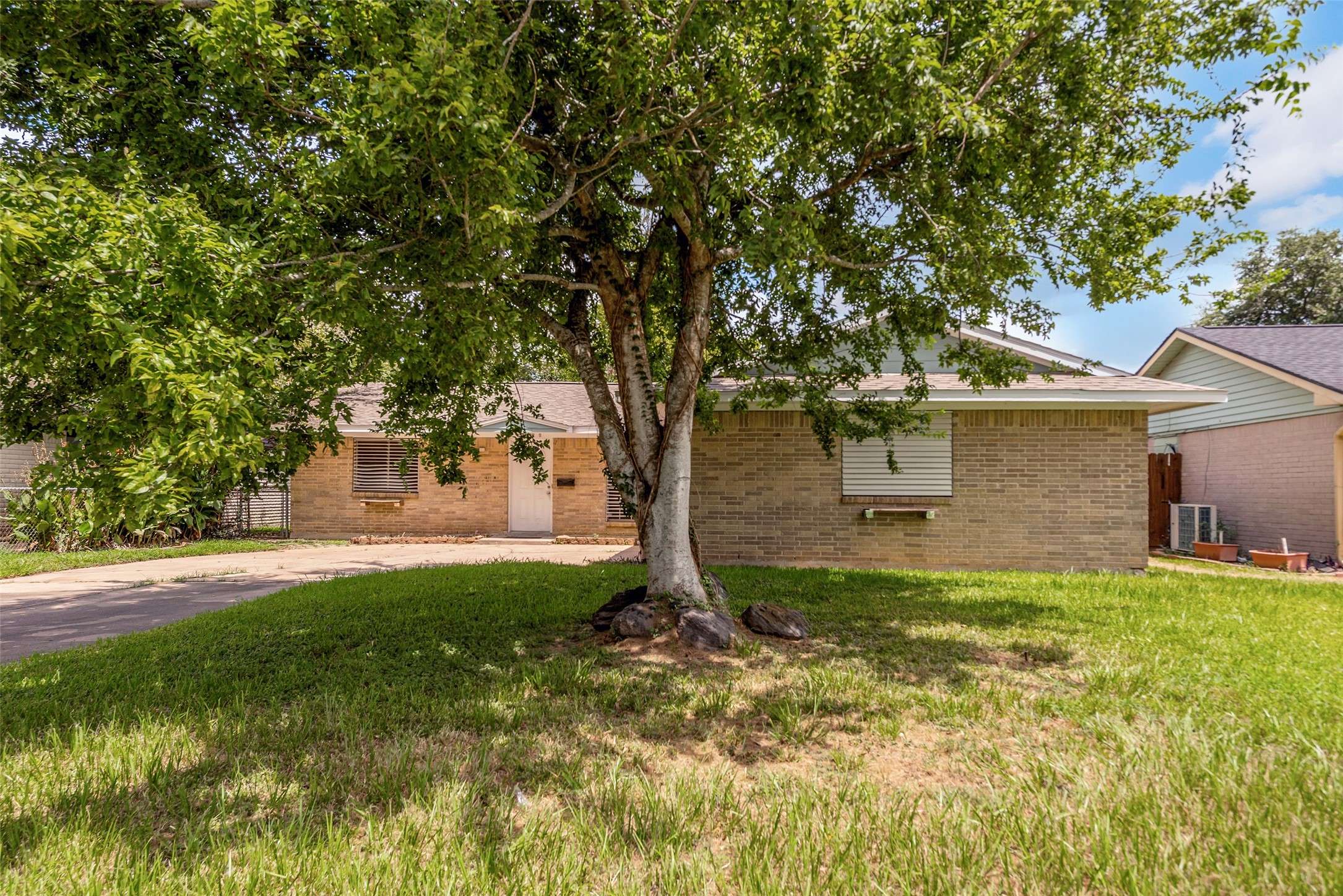 Texas City, TX 77591,7422 Oriole ST