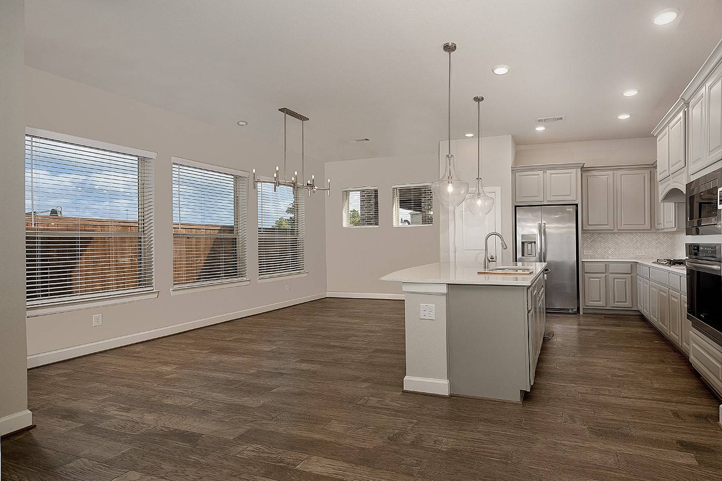 Shenandoah, TX 77384,514 Kingston LN