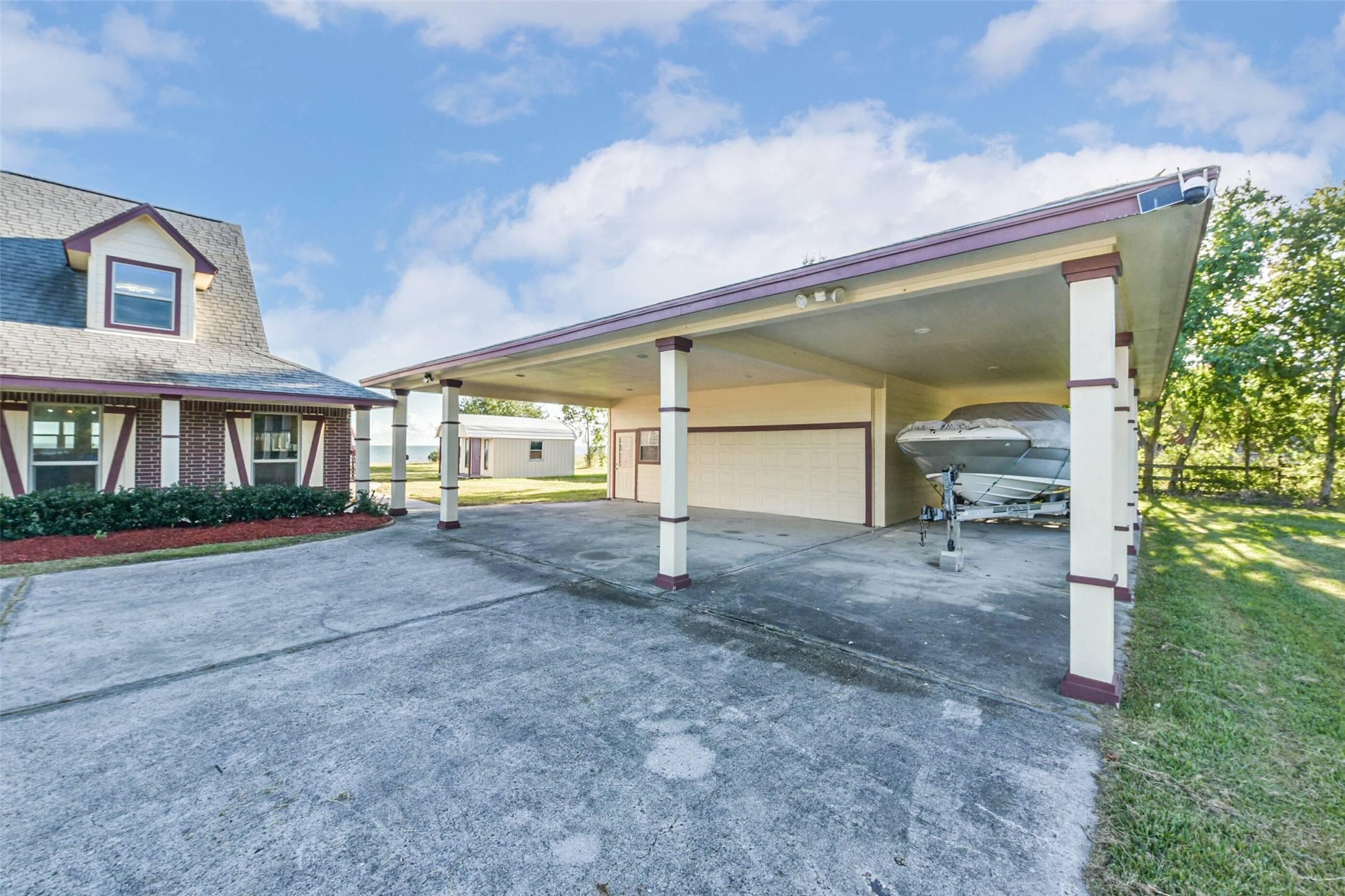 Beach City, TX 77523,8224 FM 2354 RD