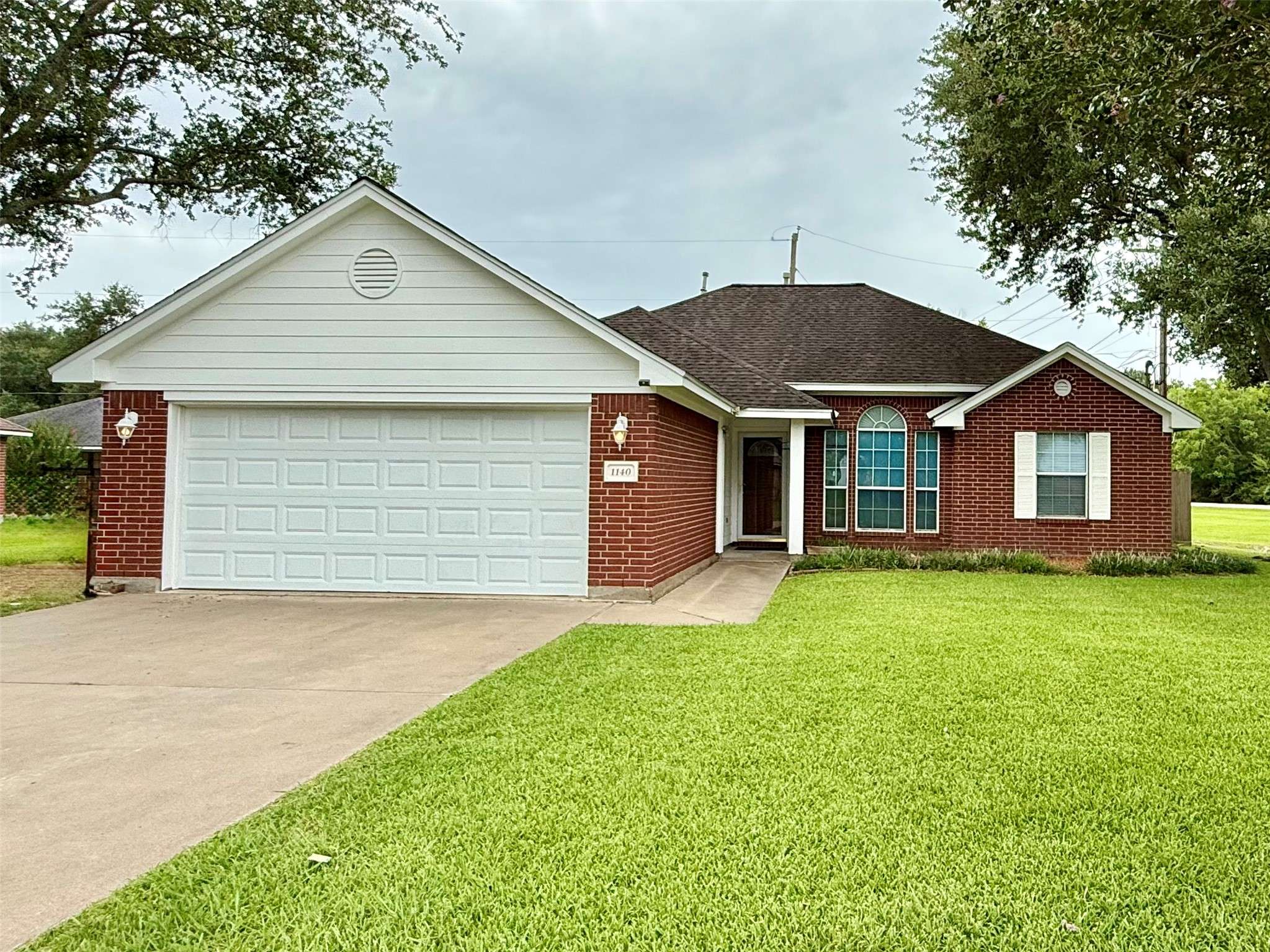 Angleton, TX 77515,1140 Thomas DR