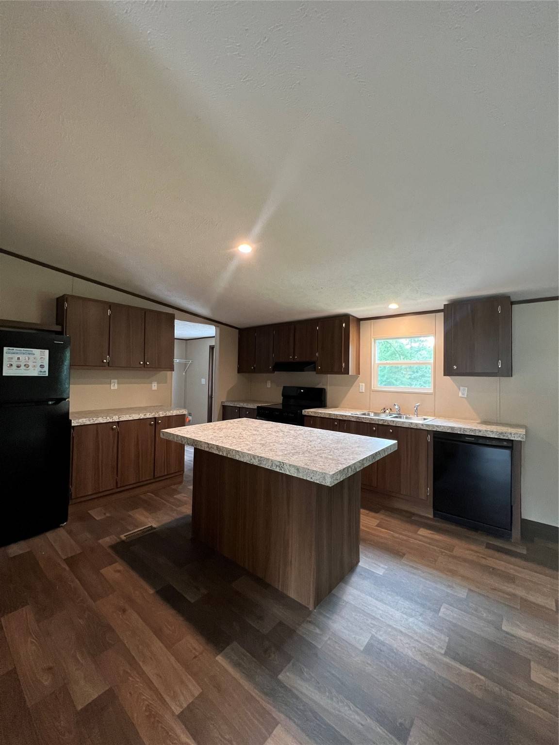 Huntsville, TX 77320,125 Wood Farm Estates RD