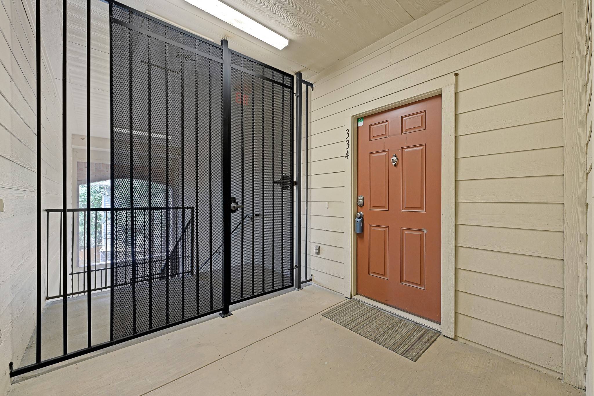 The Woodlands, TX 77382,6607 Lake Woodlands DR #334
