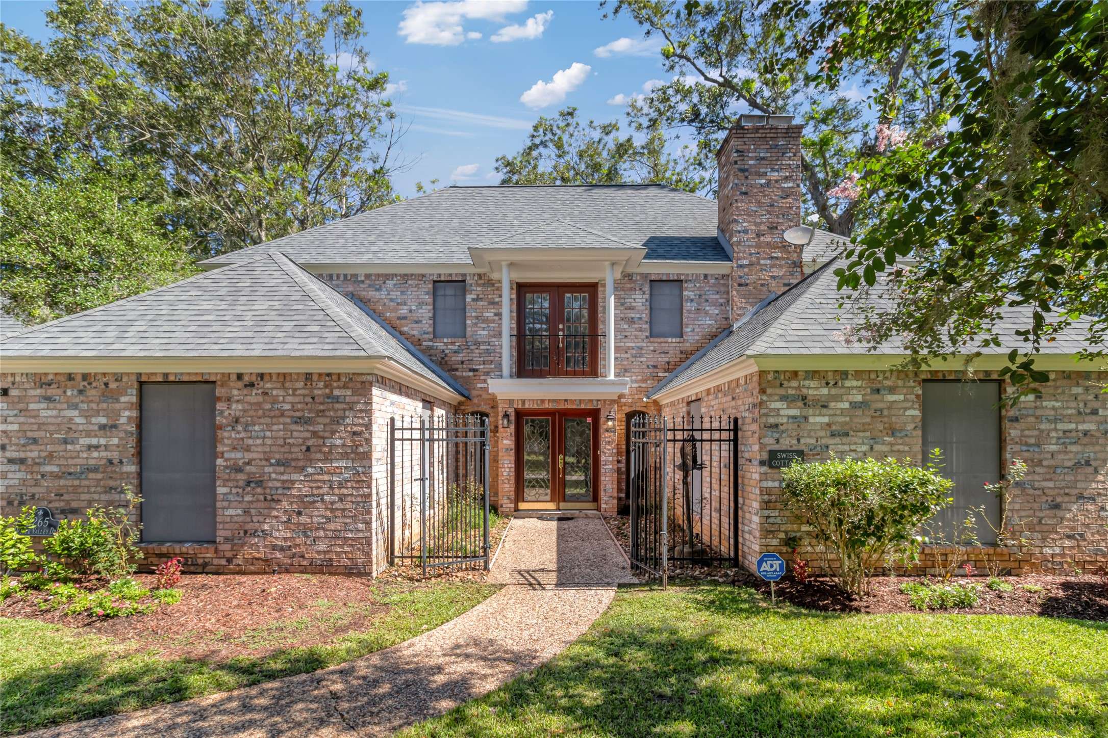 West Columbia, TX 77486,2265 River Valley DR