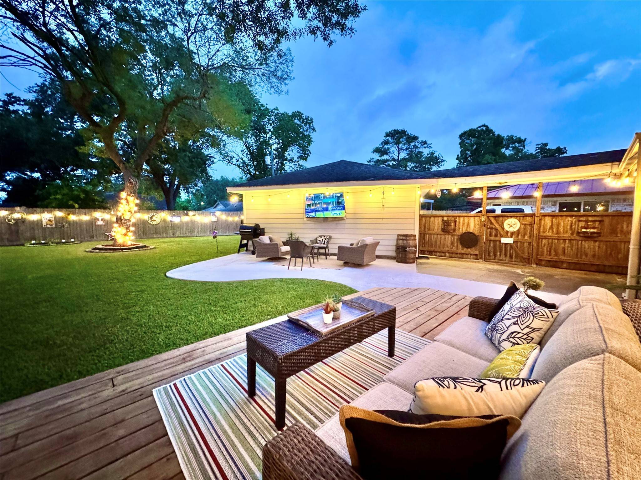 League City, TX 77573,162 Highland Terrace DR