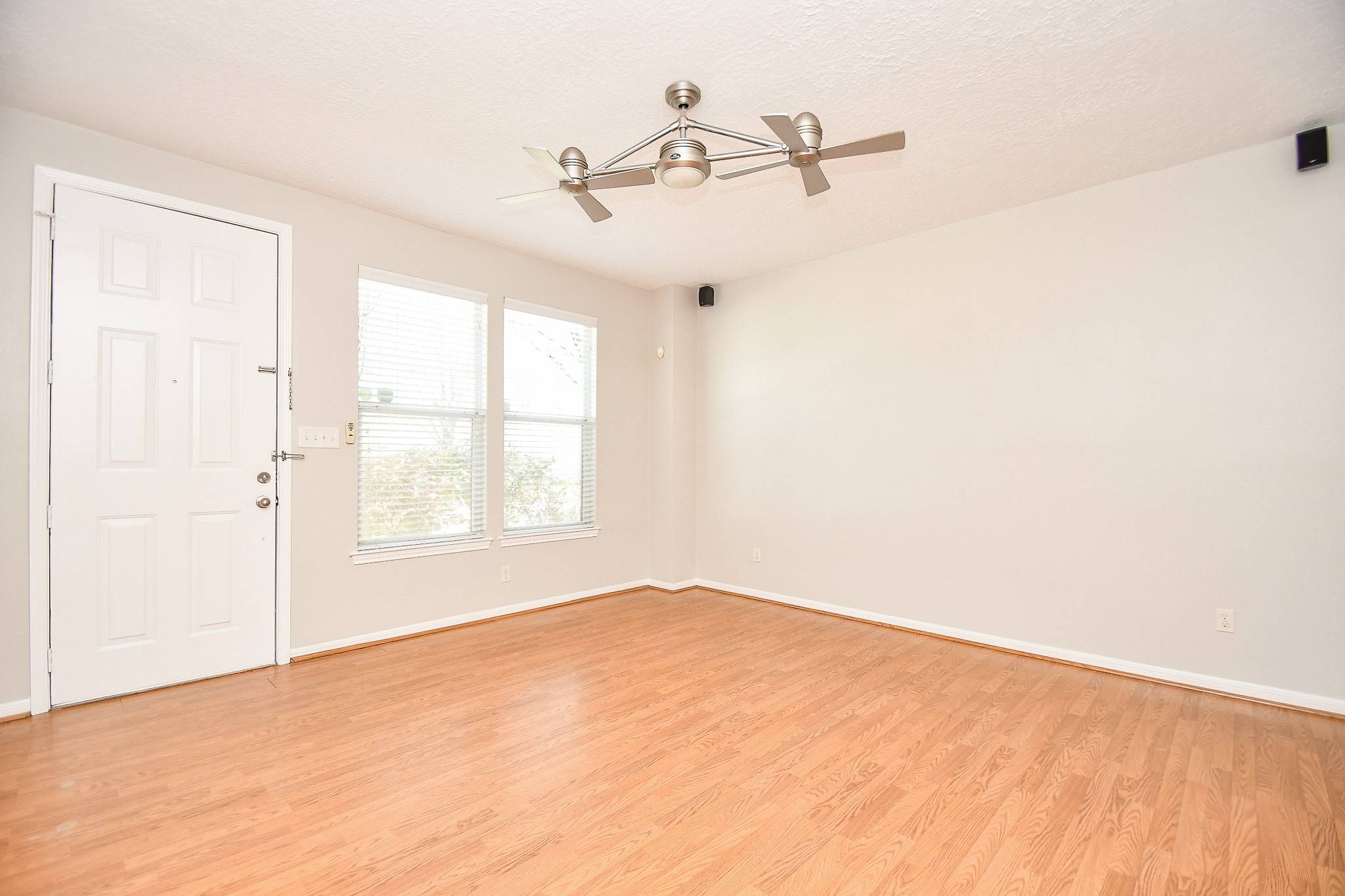 Houston, TX 77009,1833 Keene ST