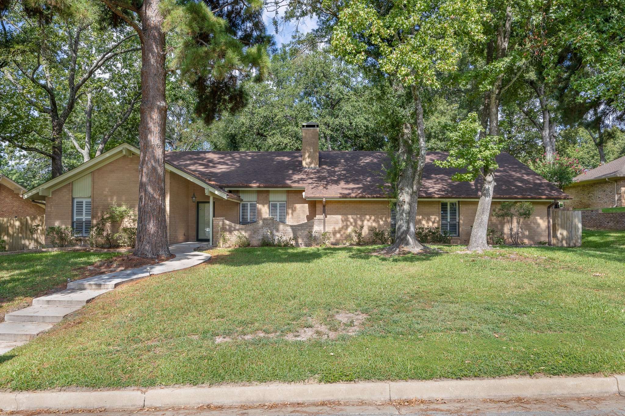 Tyler, TX 75701,3829 Cloverdale DR