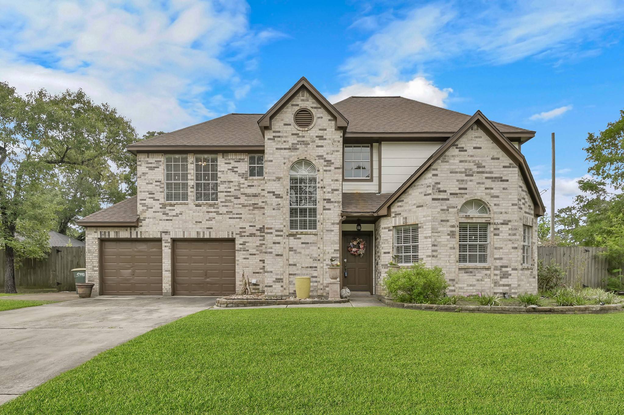 Oak Ridge North, TX 77385,206 Heather LN