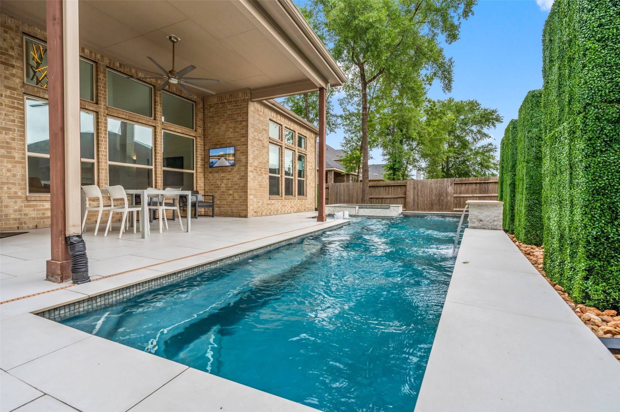 Conroe, TX 77385,1053 Bat Hawk CT