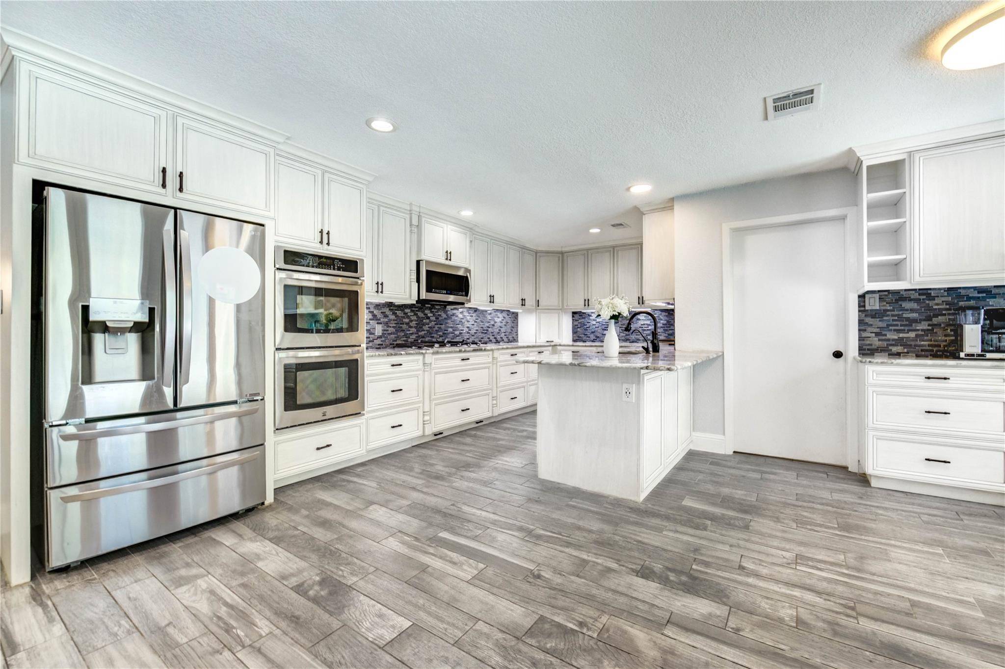 The Woodlands, TX 77380,1904 Nursery RD