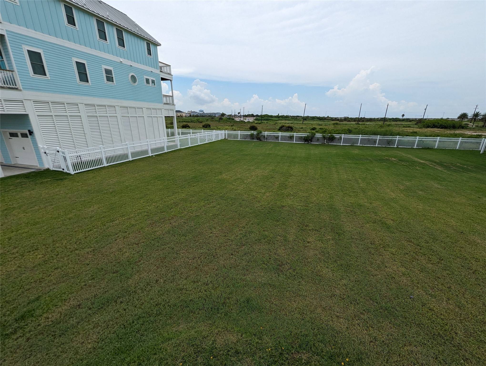 Galveston, TX 77550,12 Grand Beach BLVD
