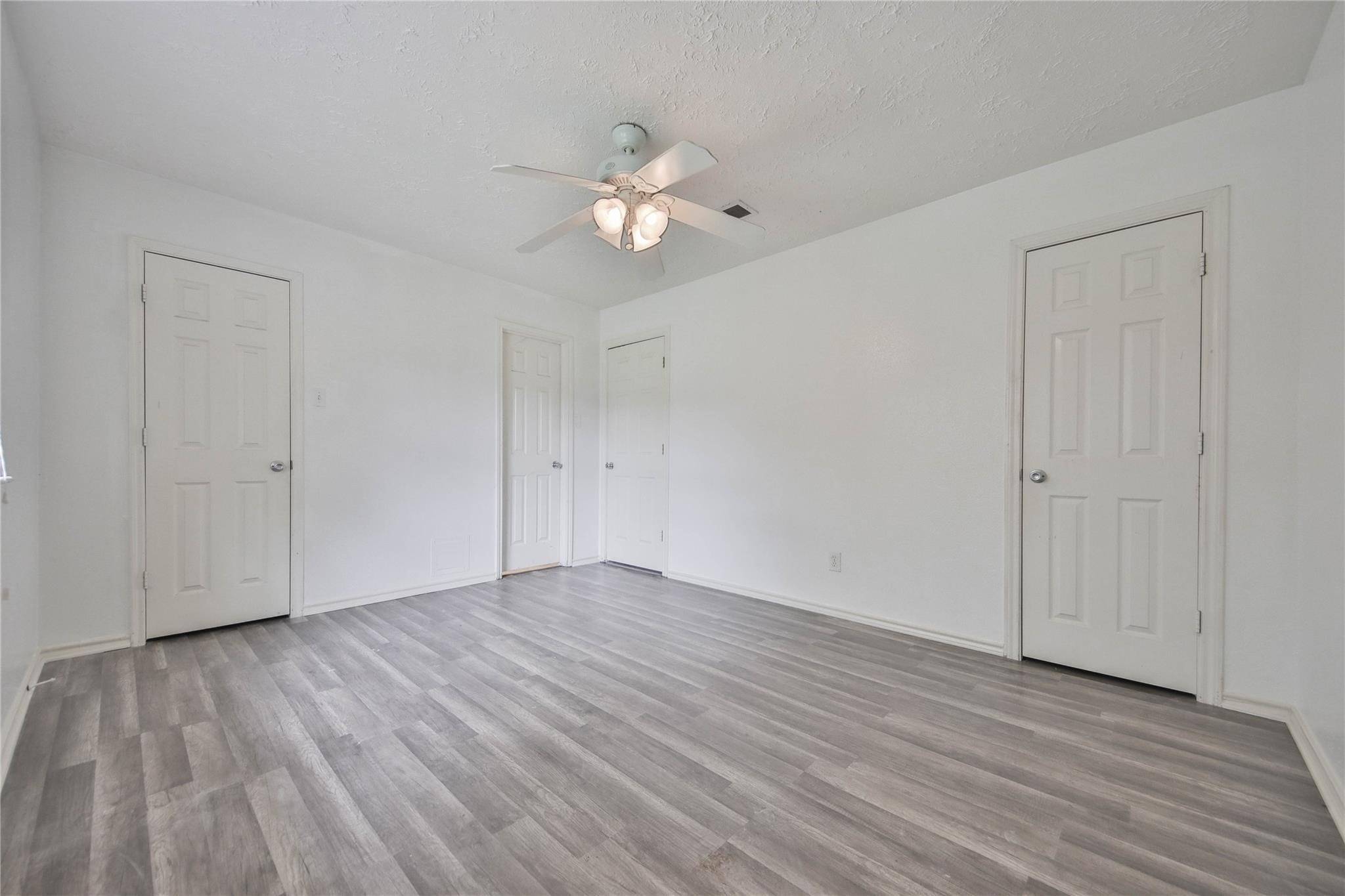 Sugar Land, TX 77498,10018 King Ranch LN