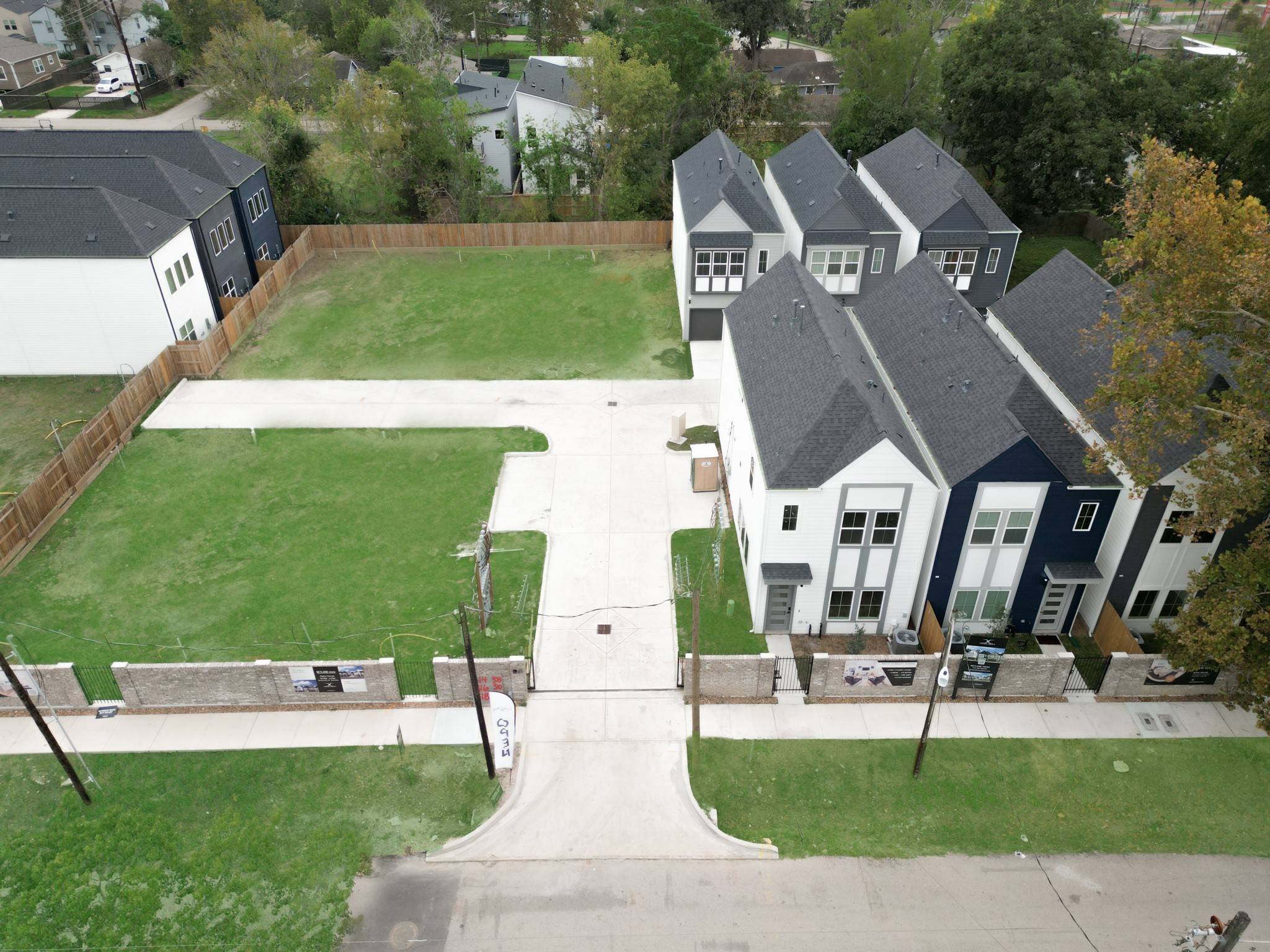Houston, TX 77022,312 Neyland ST