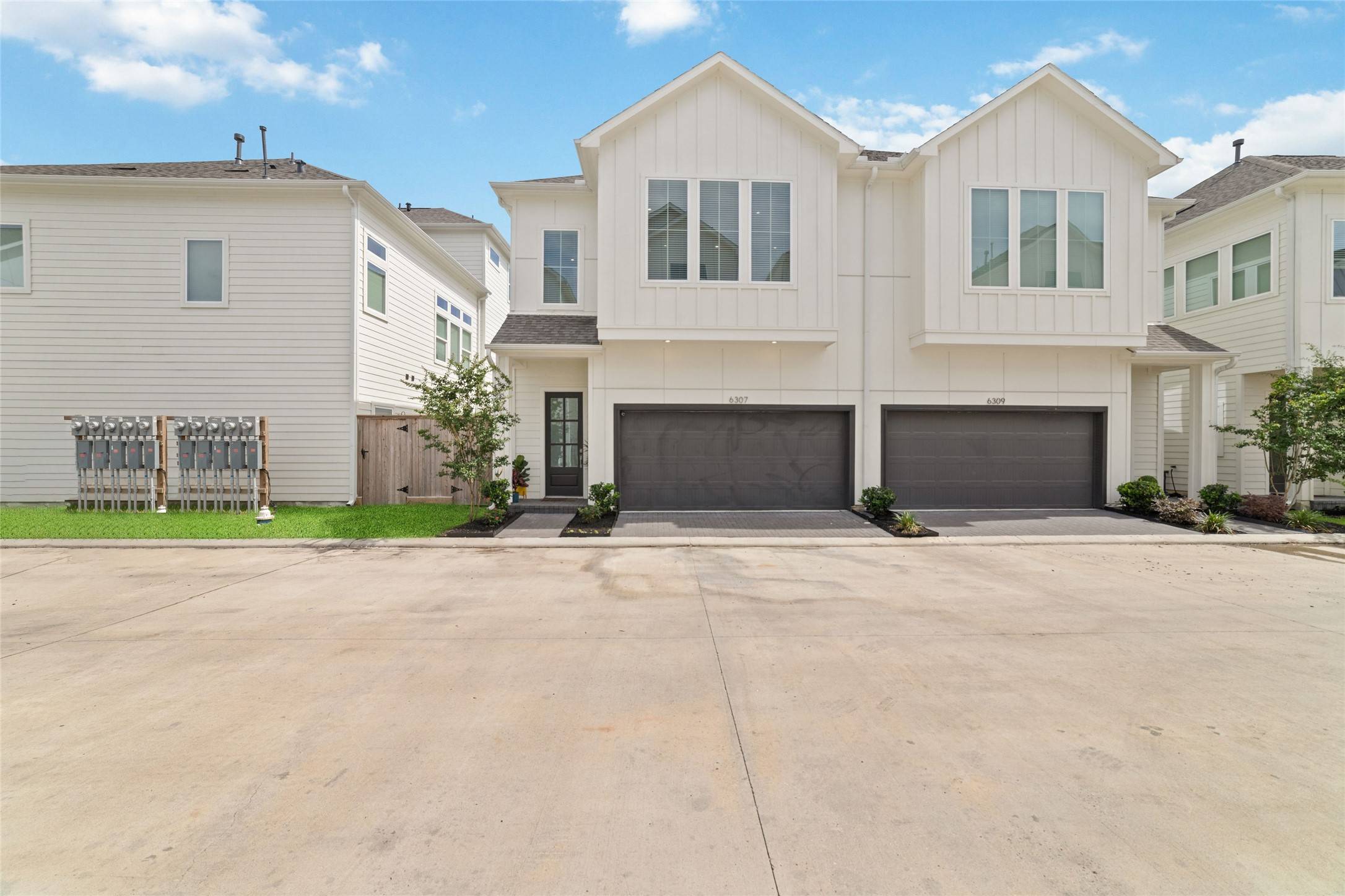 Houston, TX 77008,6307 Chelsea Falls LN