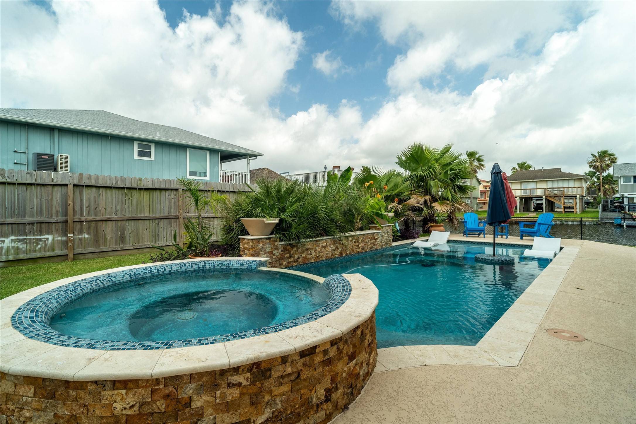 Bayou Vista, TX 77563,1039 Redfish ST