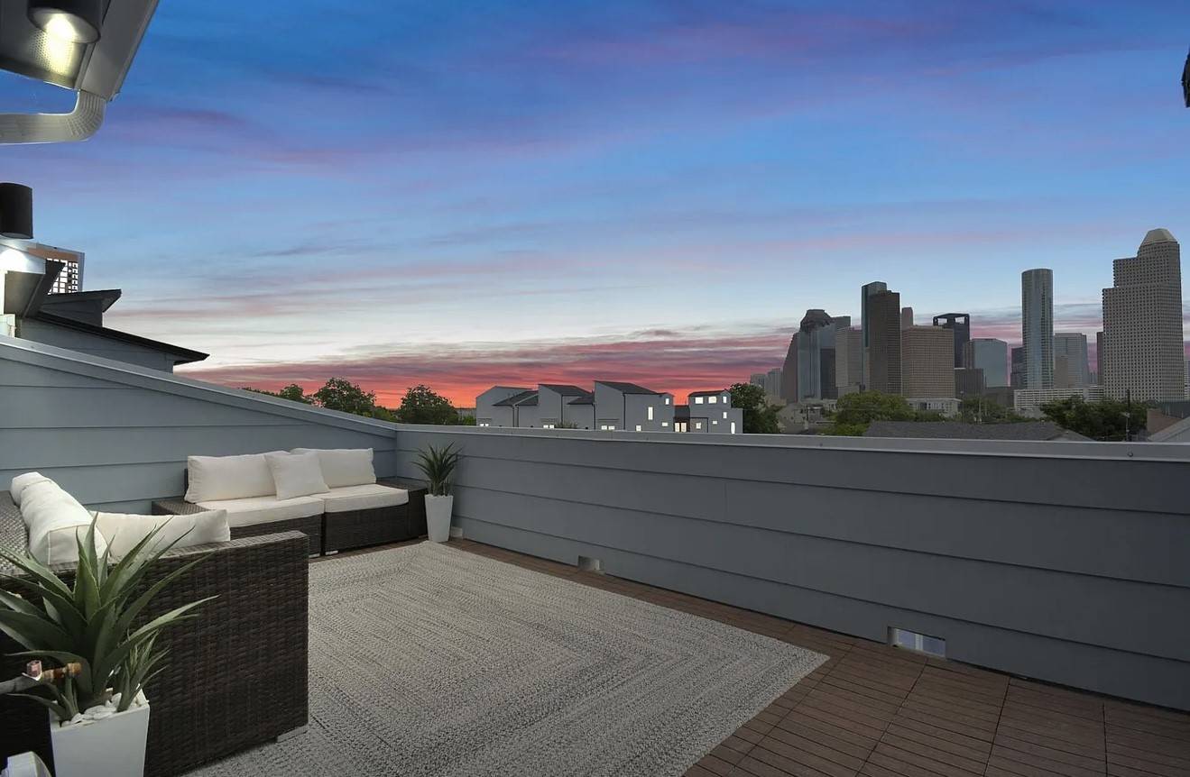 Houston, TX 77019,1406 Bailey St