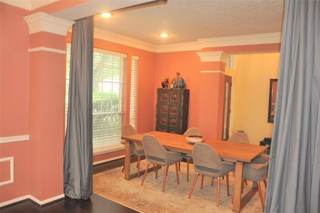 Sugar Land, TX 77479,5631 Cottonmist CT