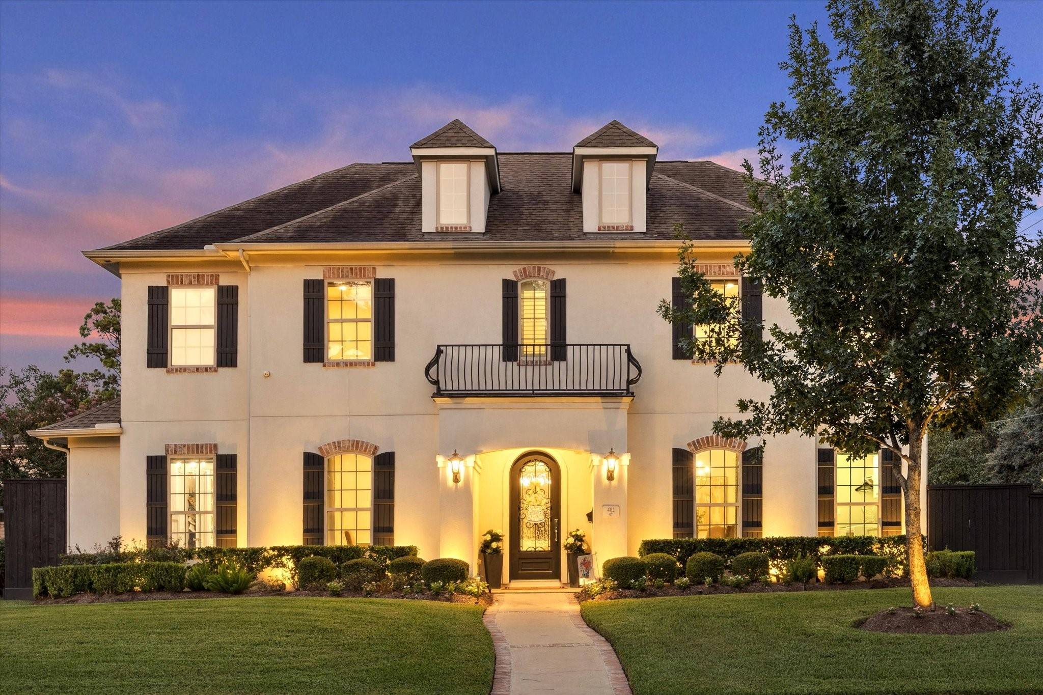 Houston, TX 77024,402 Mignon LN
