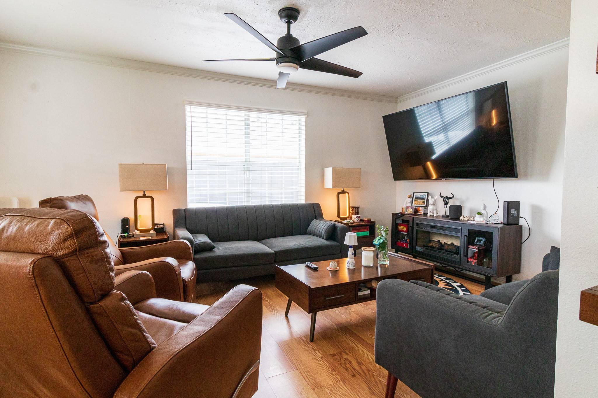 Houston, TX 77008,326 W 28th ST