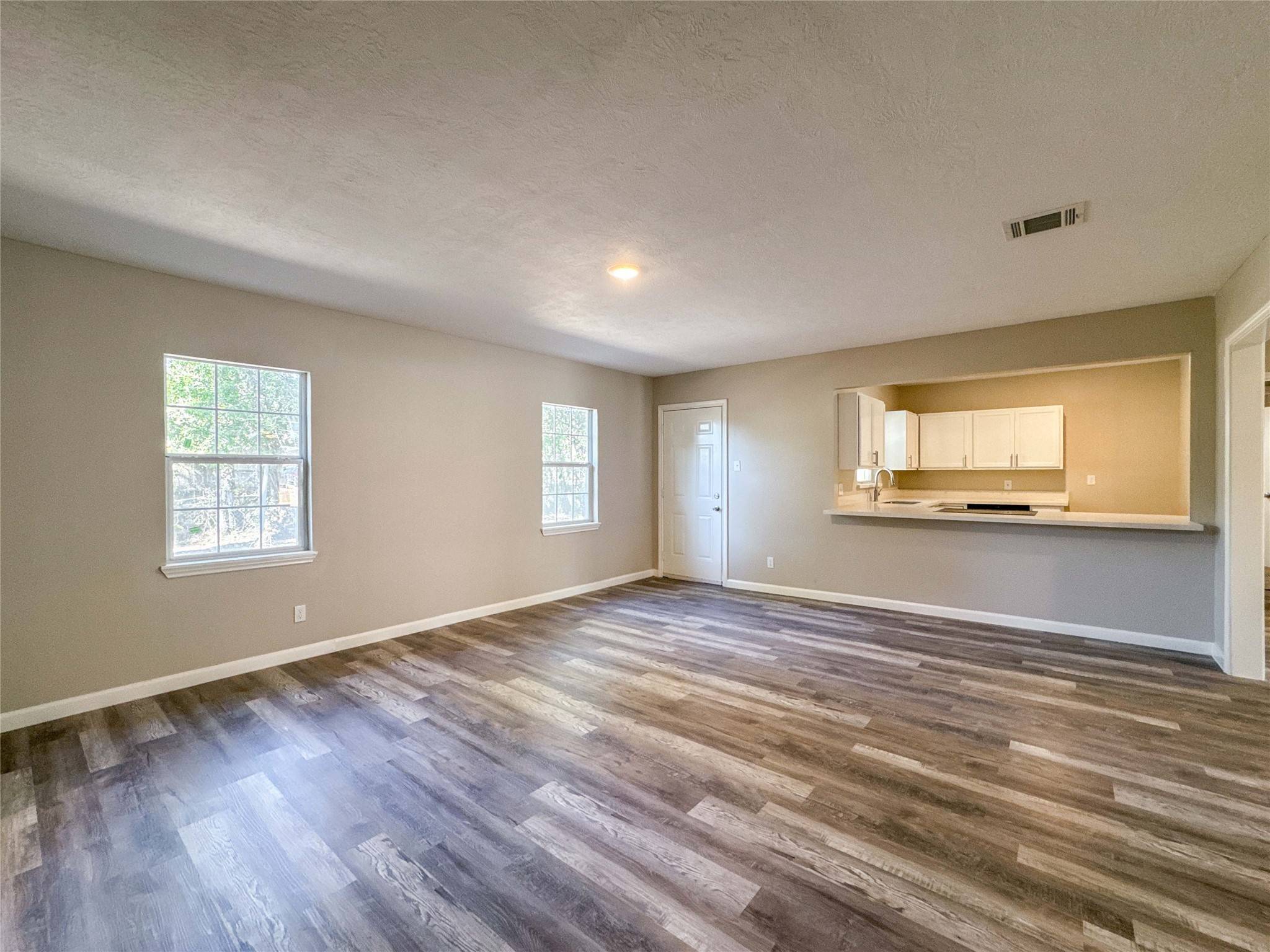 Houston, TX 77087,6219 Reed RD