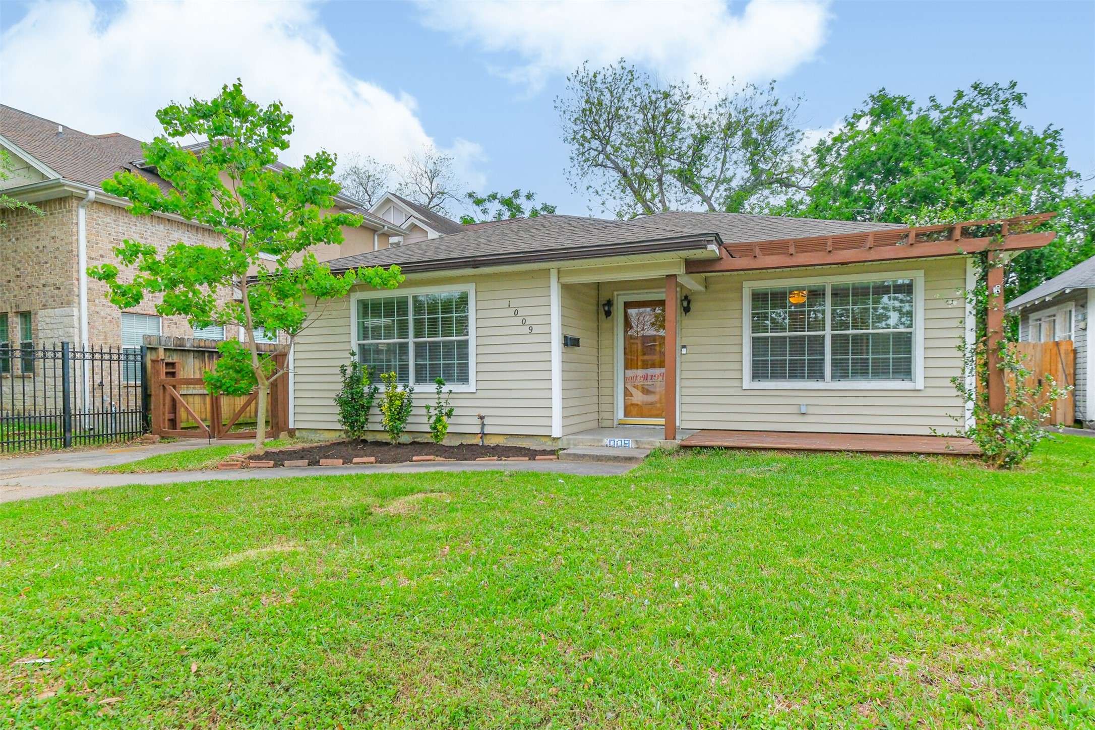 Houston, TX 77009,1009 Tabor ST