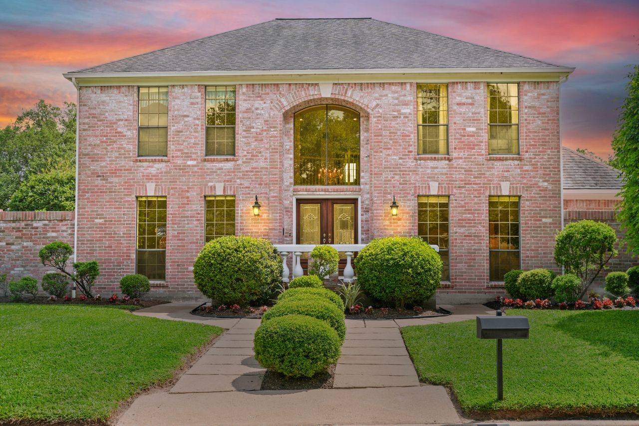 Sugar Land, TX 77478,203 Laurel Springs CT