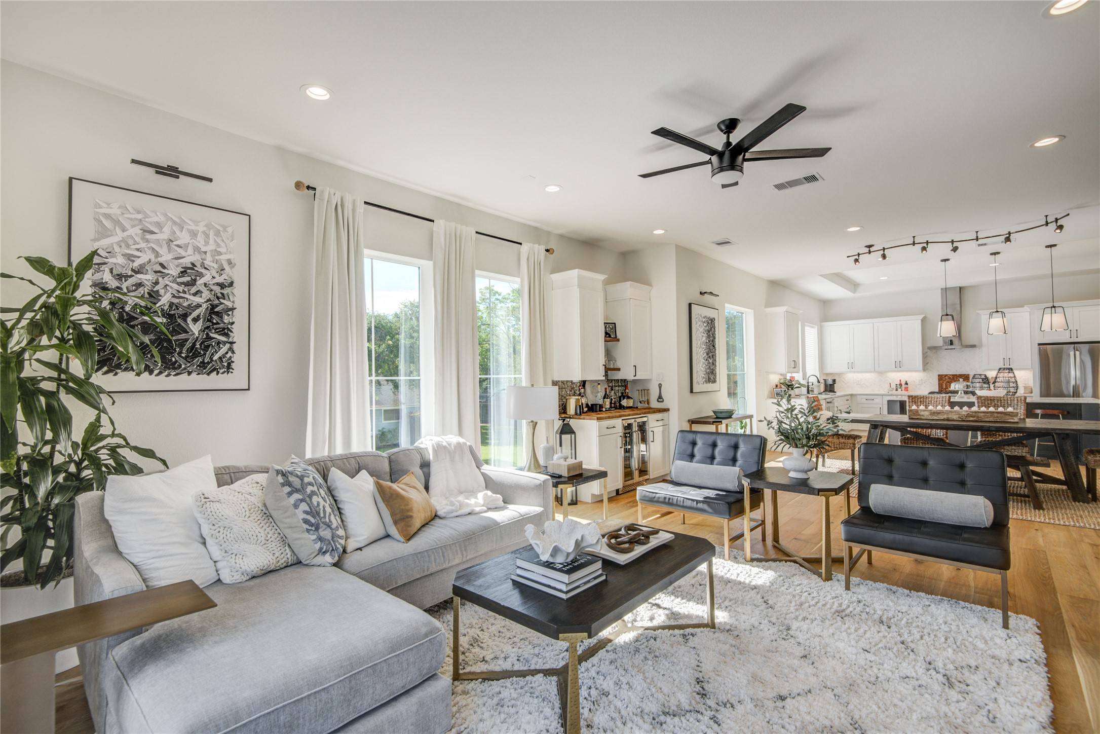 Houston, TX 77018,818 Fisher ST