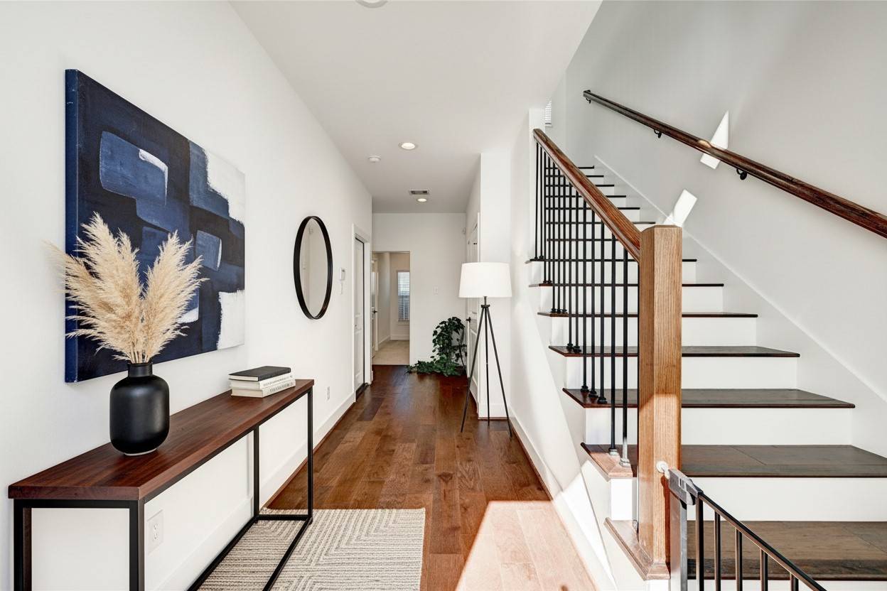 Houston, TX 77018,107 W Whitney ST #E