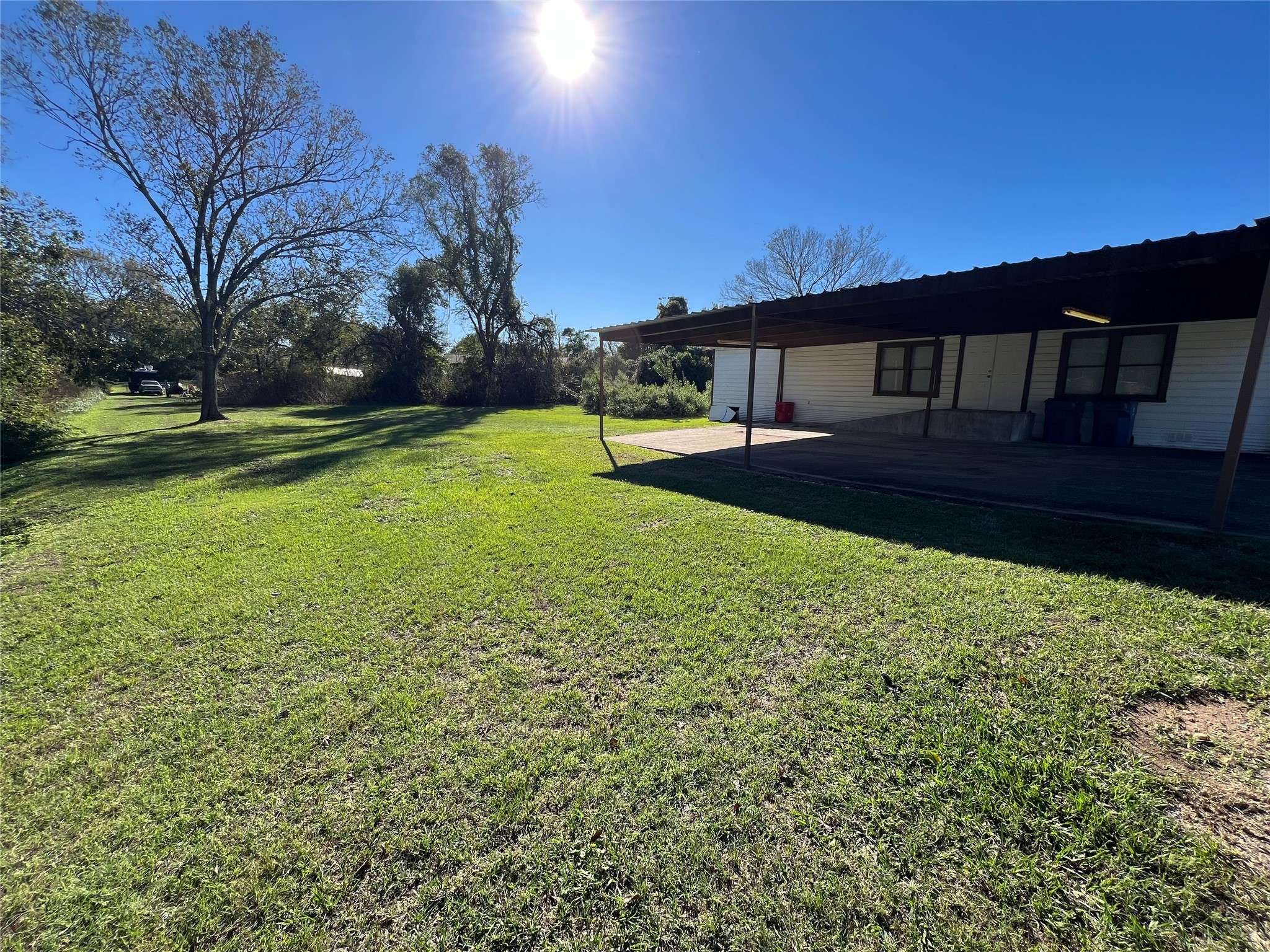 Bellville, TX 77418,651 W Meyer ST