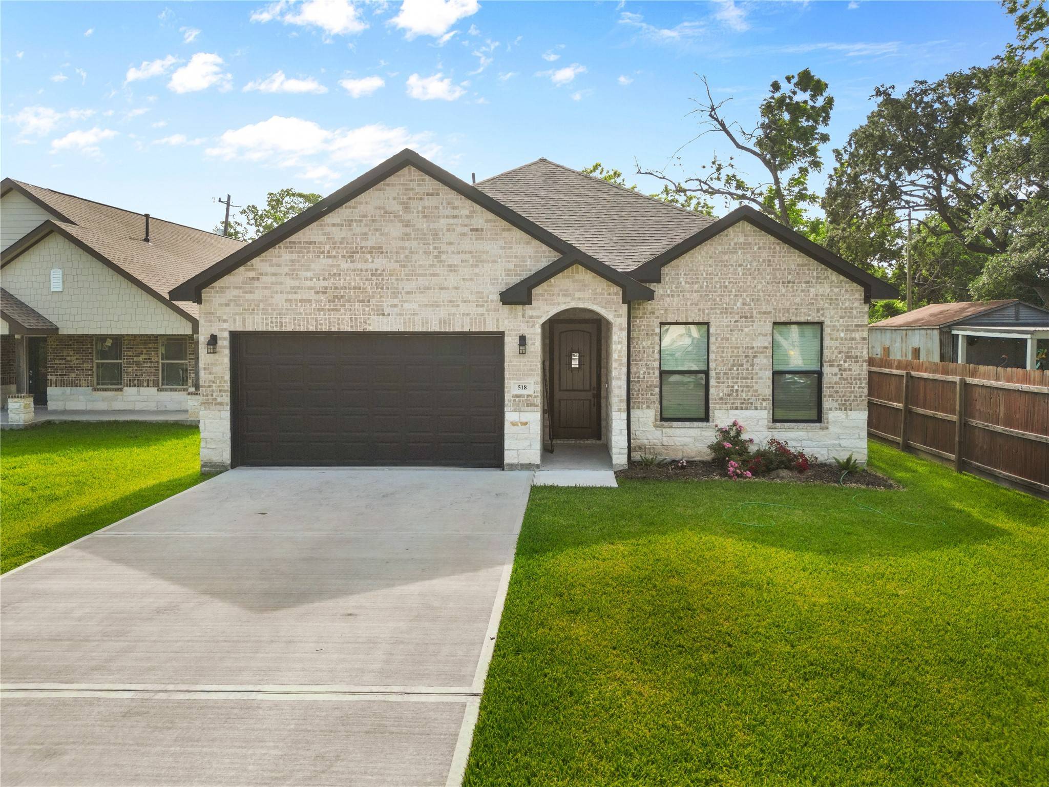 La Porte, TX 77571,518 S 4th ST