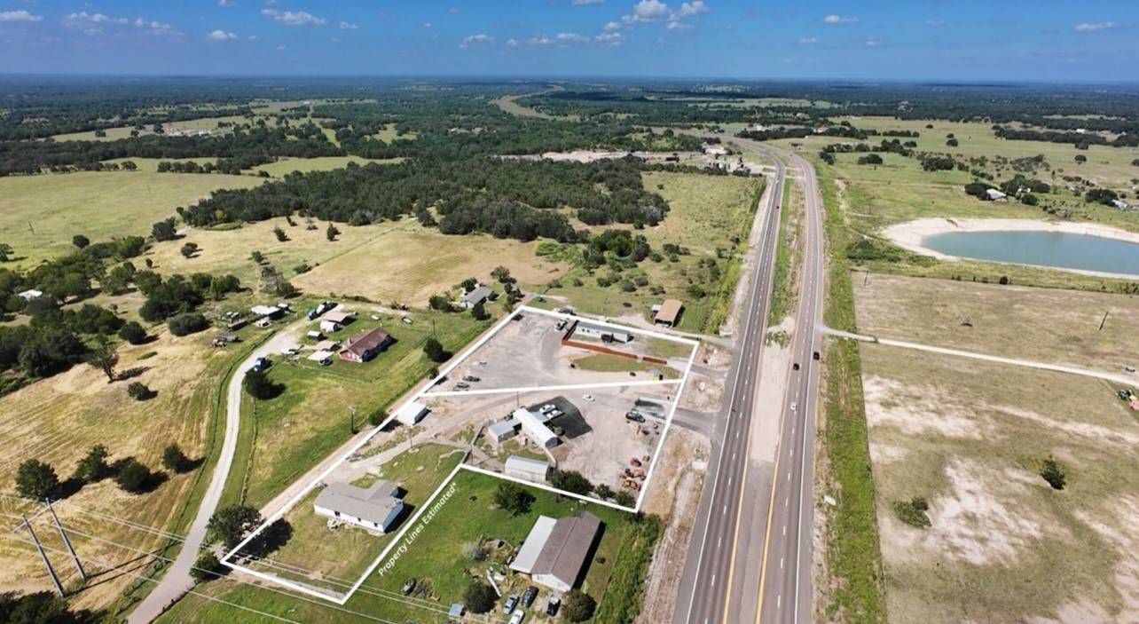 Somerville, TX 77879,371 & 379 FM 60 E