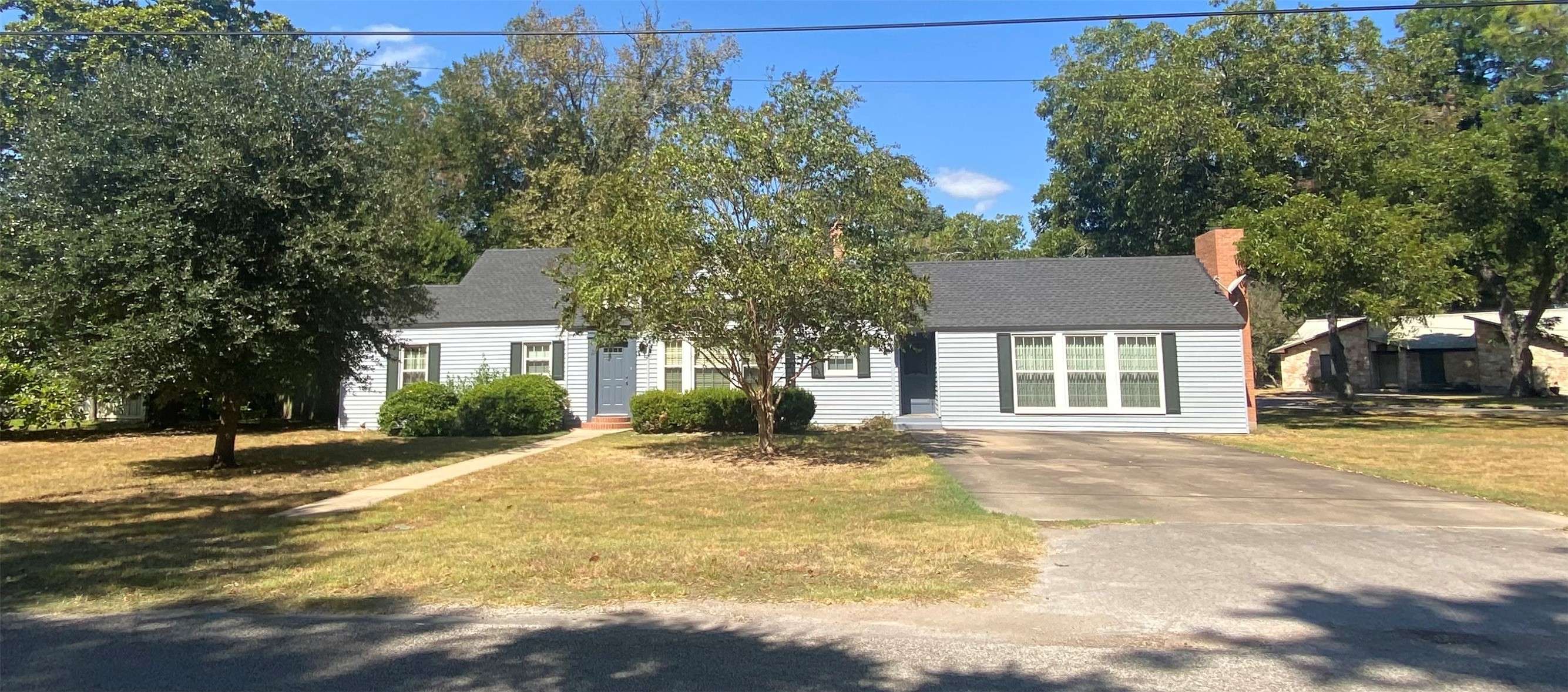 Columbus, TX 78934,504 Milam ST