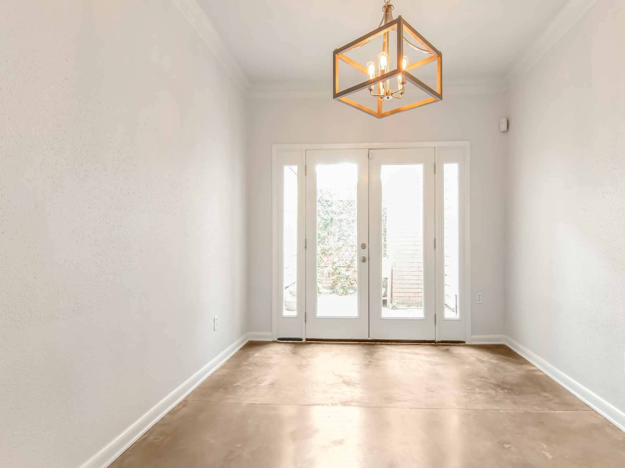 Houston, TX 77009,2400 Julian ST #1