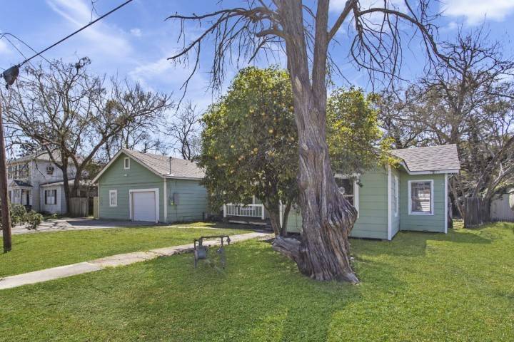 Dickinson, TX 77539,2616 46th ST