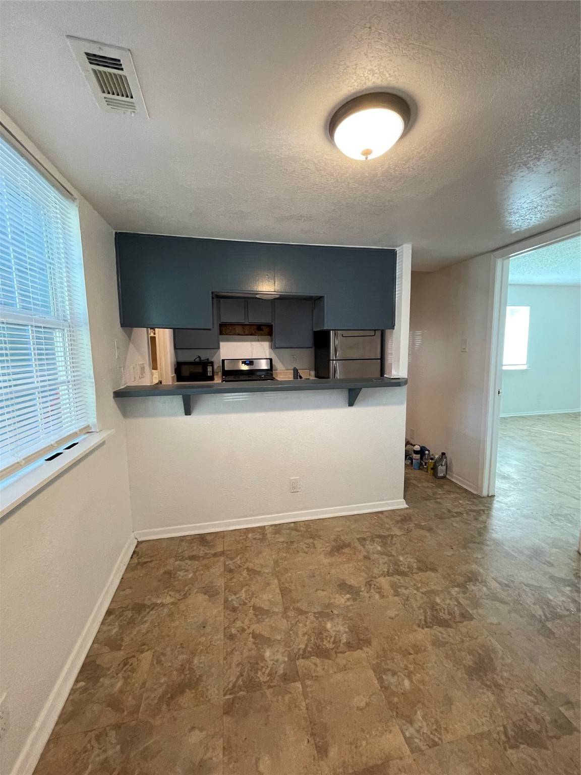 Austin, TX 78744,6800 Trendal LN