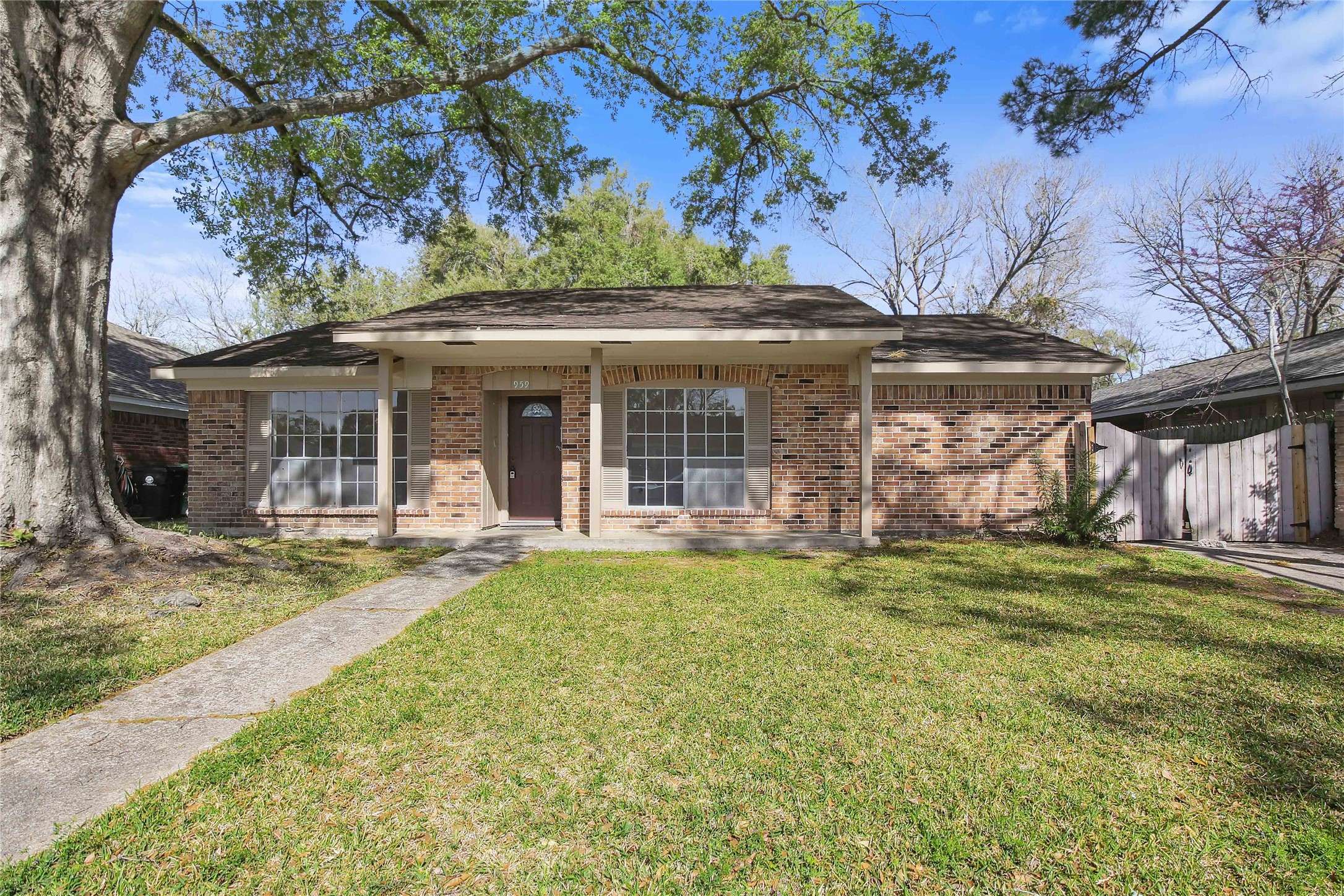 Houston, TX 77062,959 Wavecrest LN