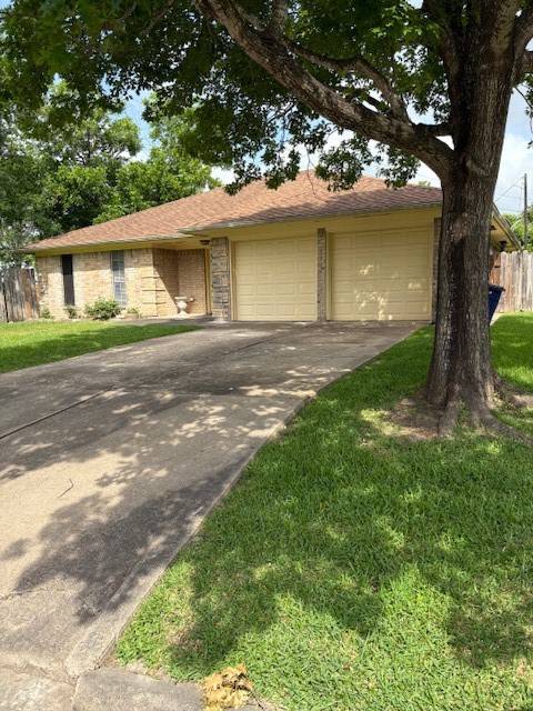 League City, TX 77573,3213 Whitesail DR