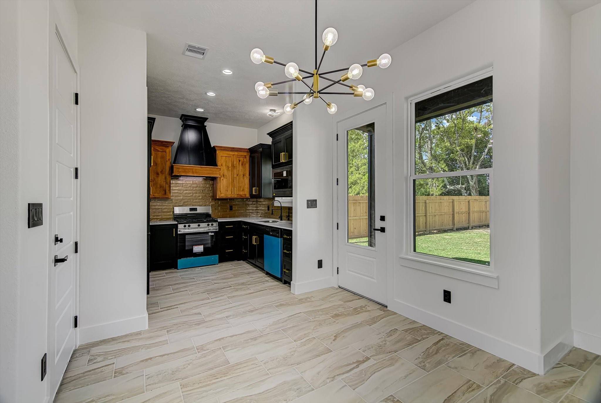 Beaumont, TX 77705,3220 W Euclid ST