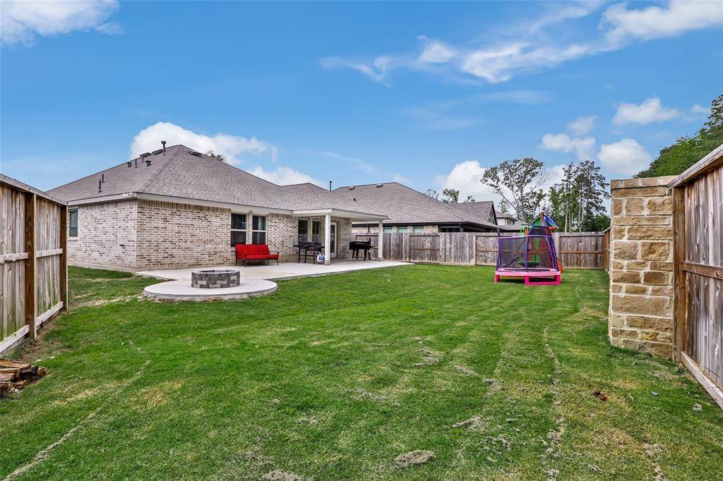 Porter, TX 77365,21623 Mount Frisell LN