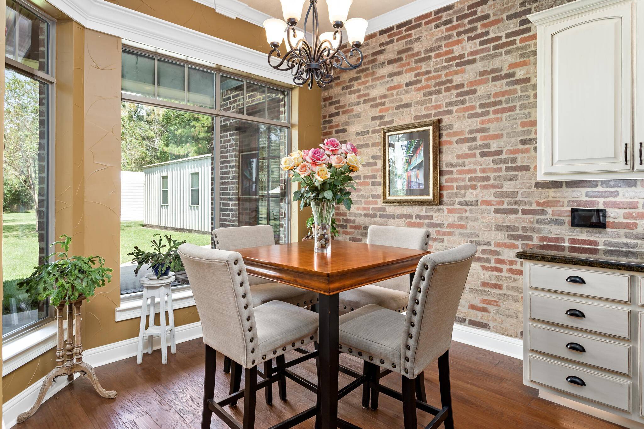 Sour Lake, TX 77659,418 Pinemont DR