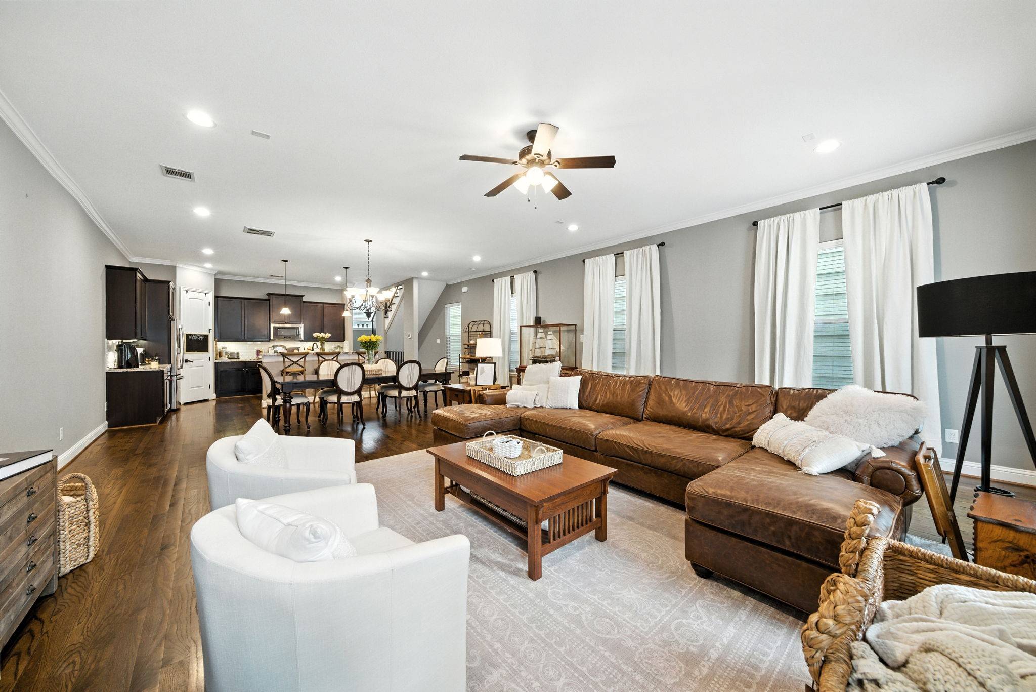 Houston, TX 77008,920 W 20th ST #B