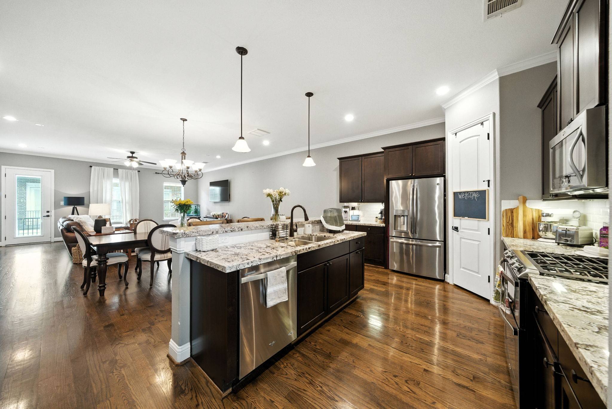 Houston, TX 77008,920 W 20th ST #B